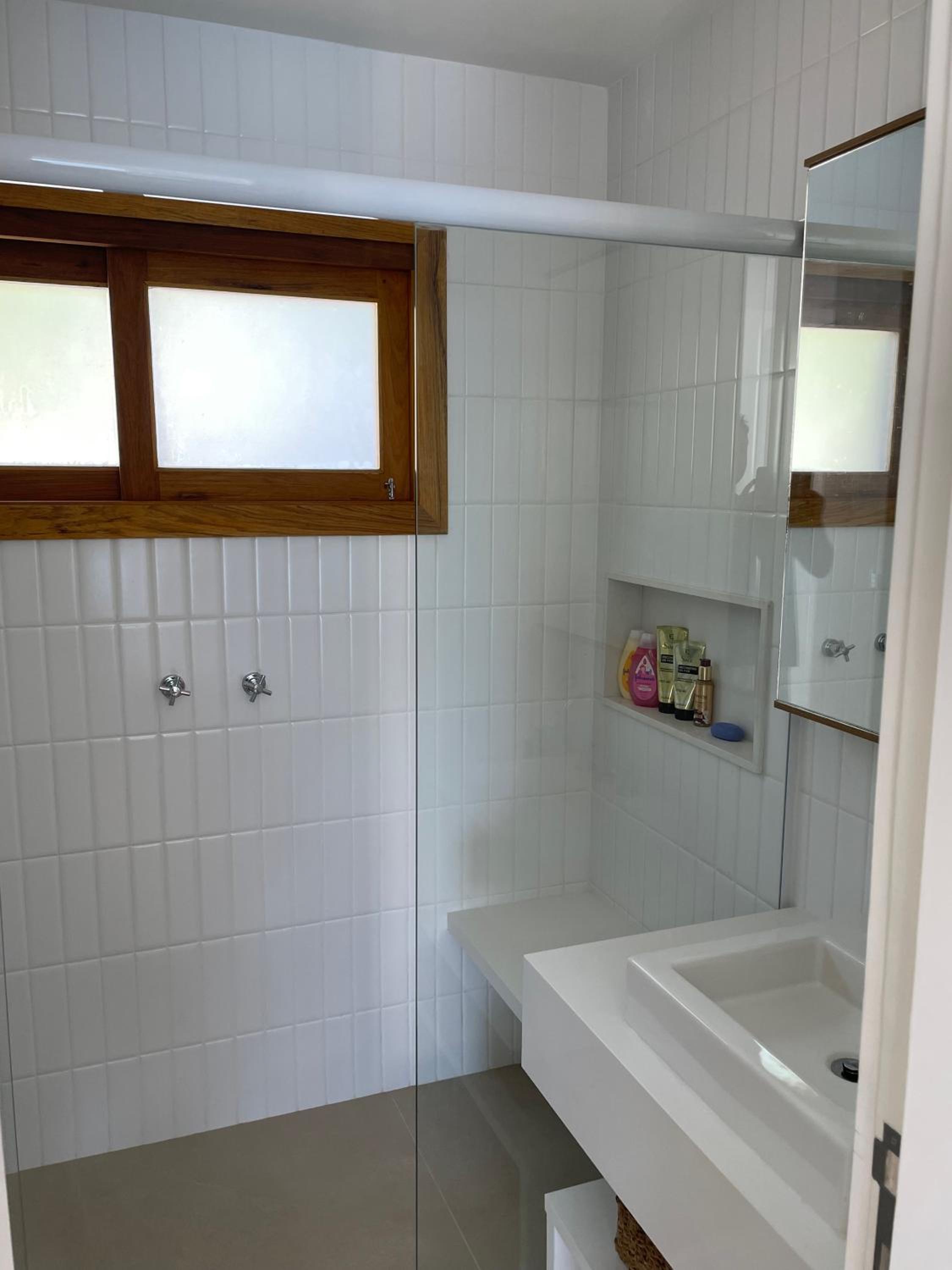 Casa com praia particular no condomínio Portobello