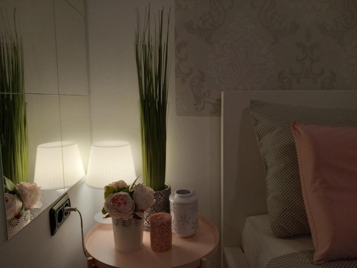 Room Ket