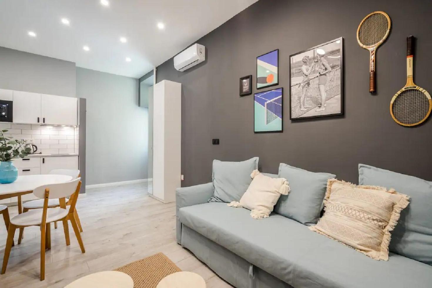 Trendy Design Apartment- 1 BR- AC