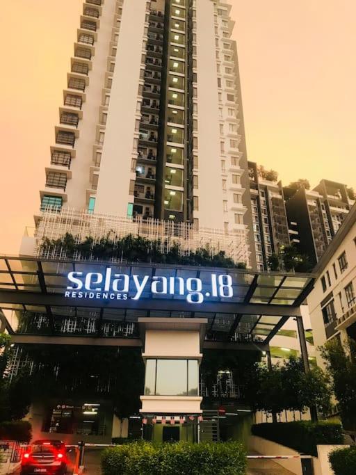 Selayang 18 Residences (100mbps Wifi & Netflix) photo 7