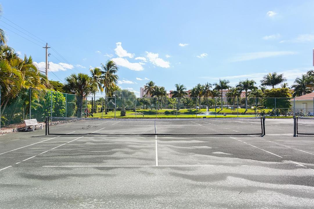 Estero Beach Tennis 1204A