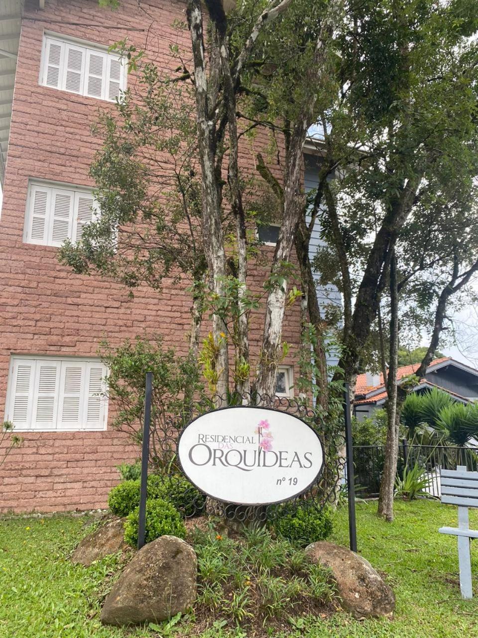 Apartamento Luxo 3 quartos Gramado próximo ao centro locação de temporada