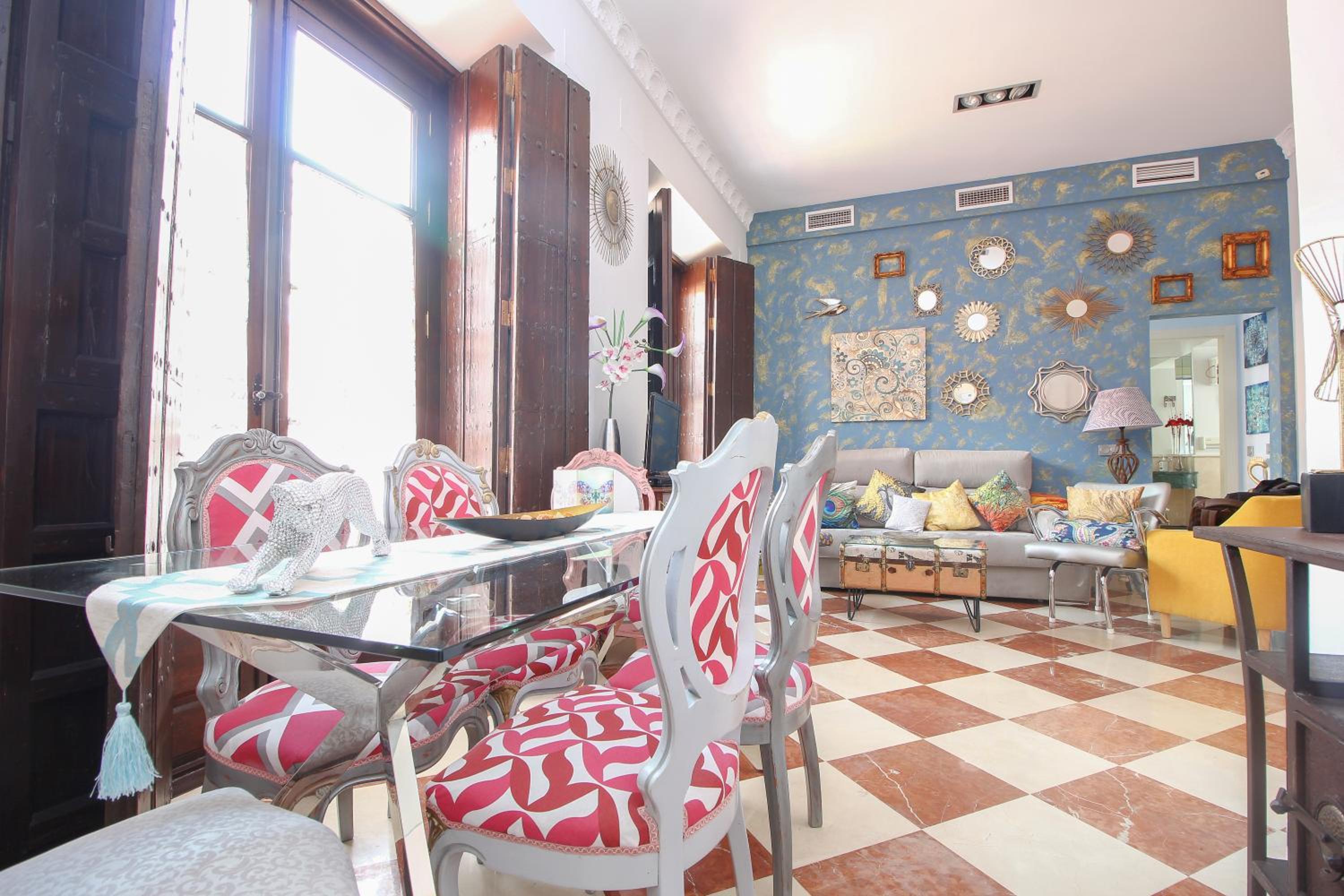 Apartamento Isbilya-centrico en Antigua Casa Palacio
