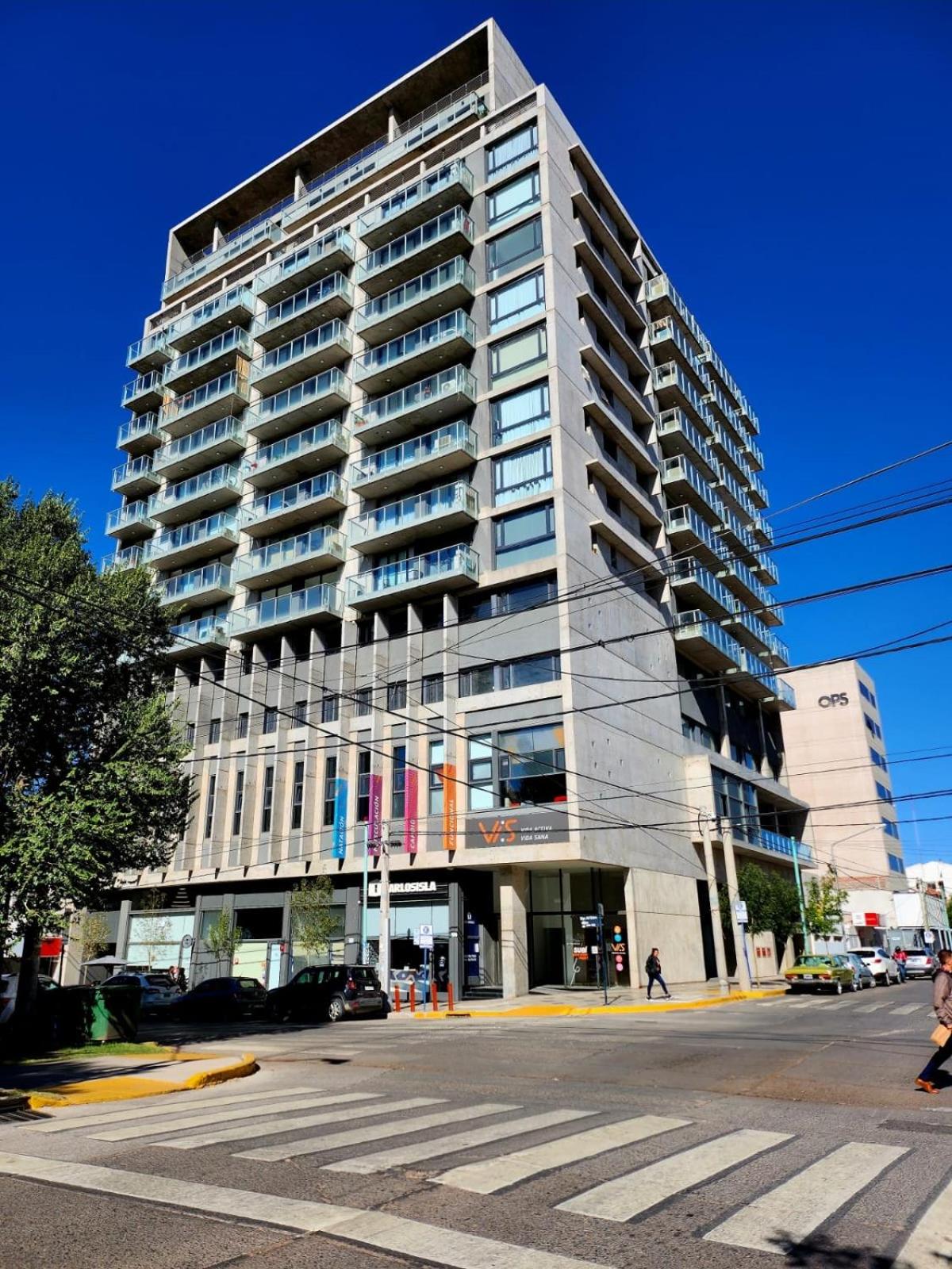 Dptos amoblados NQN - Excelente ubicacion- ZONA CENTRO
