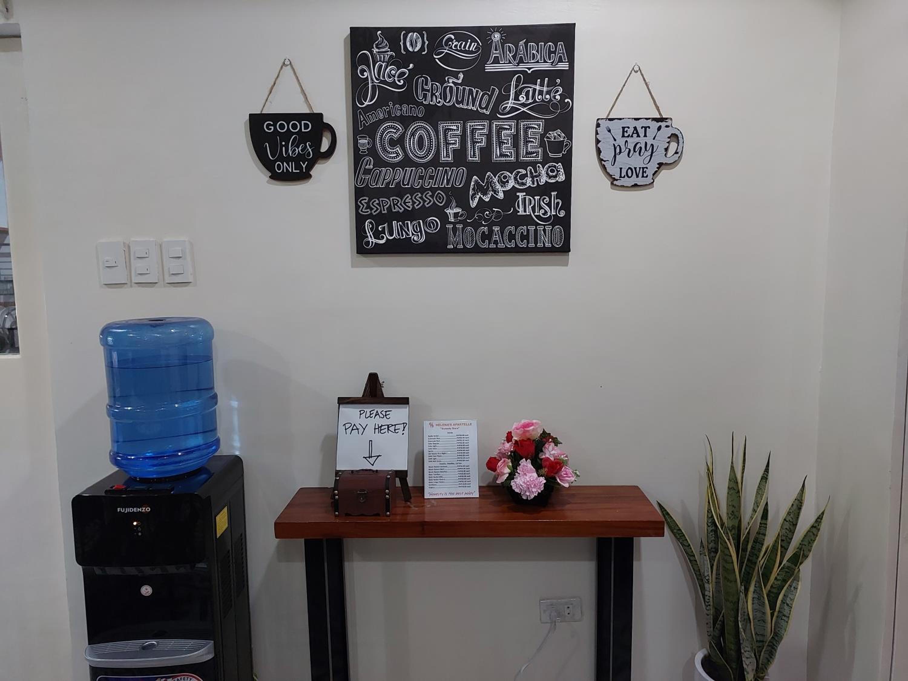 Helena's Apartelle