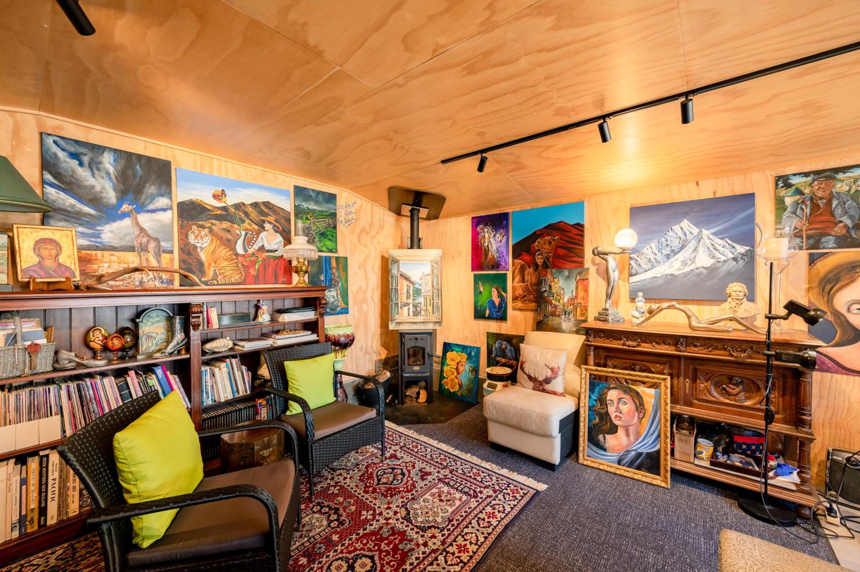 Photo 12