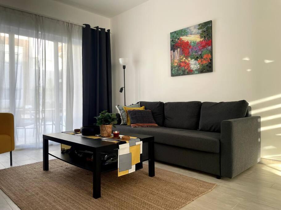 Spacious 1 Bedroom Apartment Near The Beach view 5