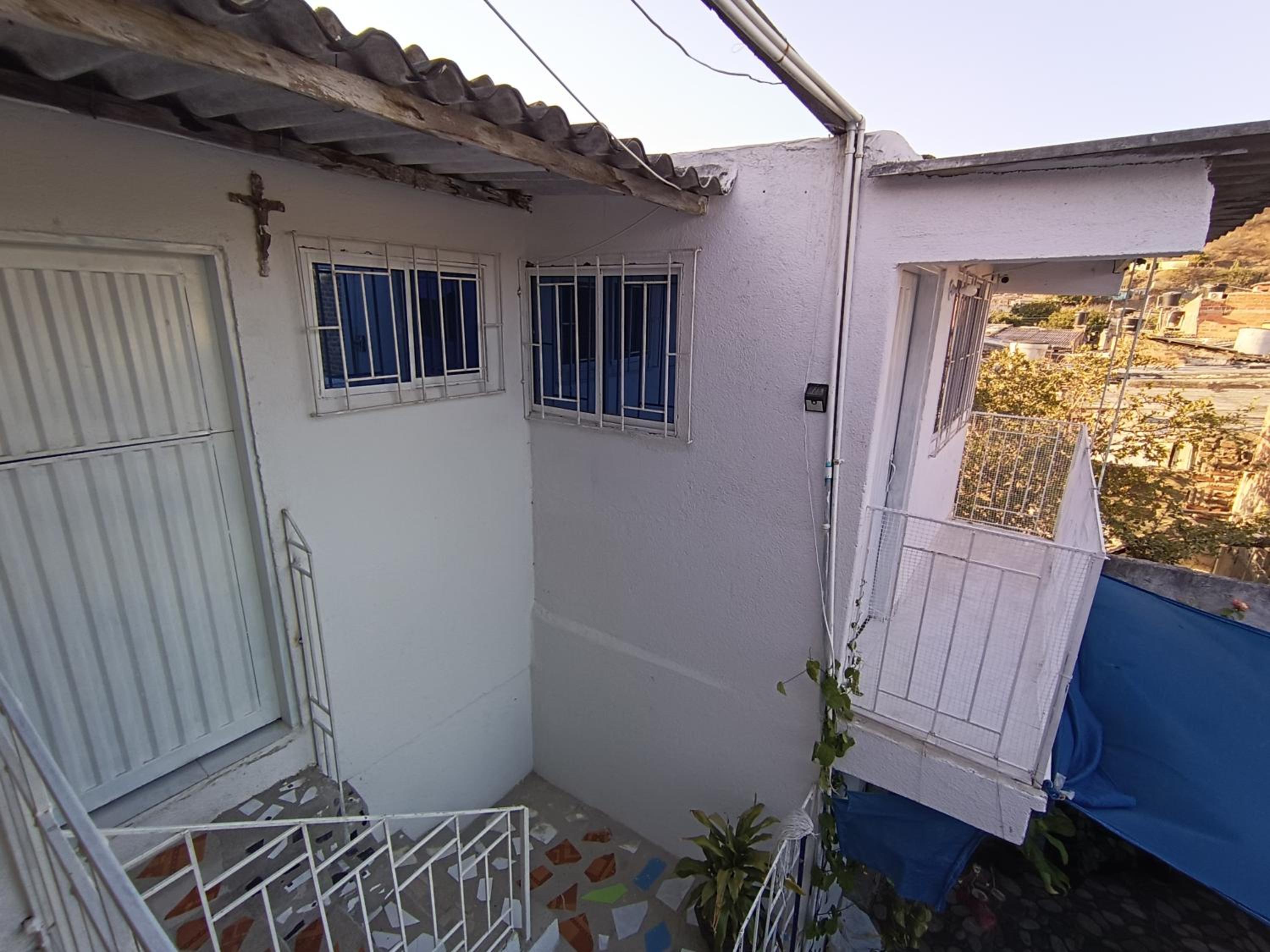 Photo 25