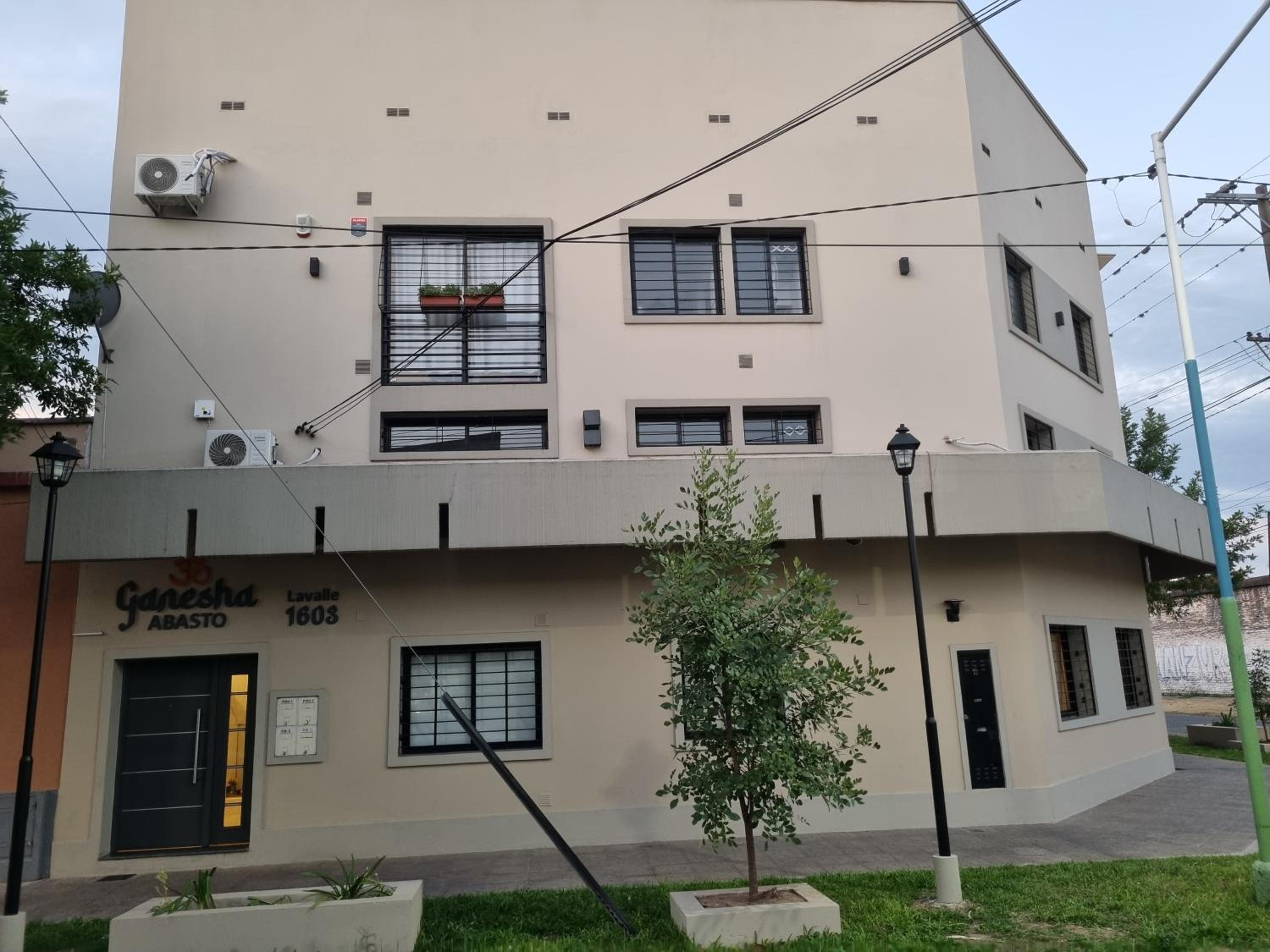 Ganesha Abasto Apartments