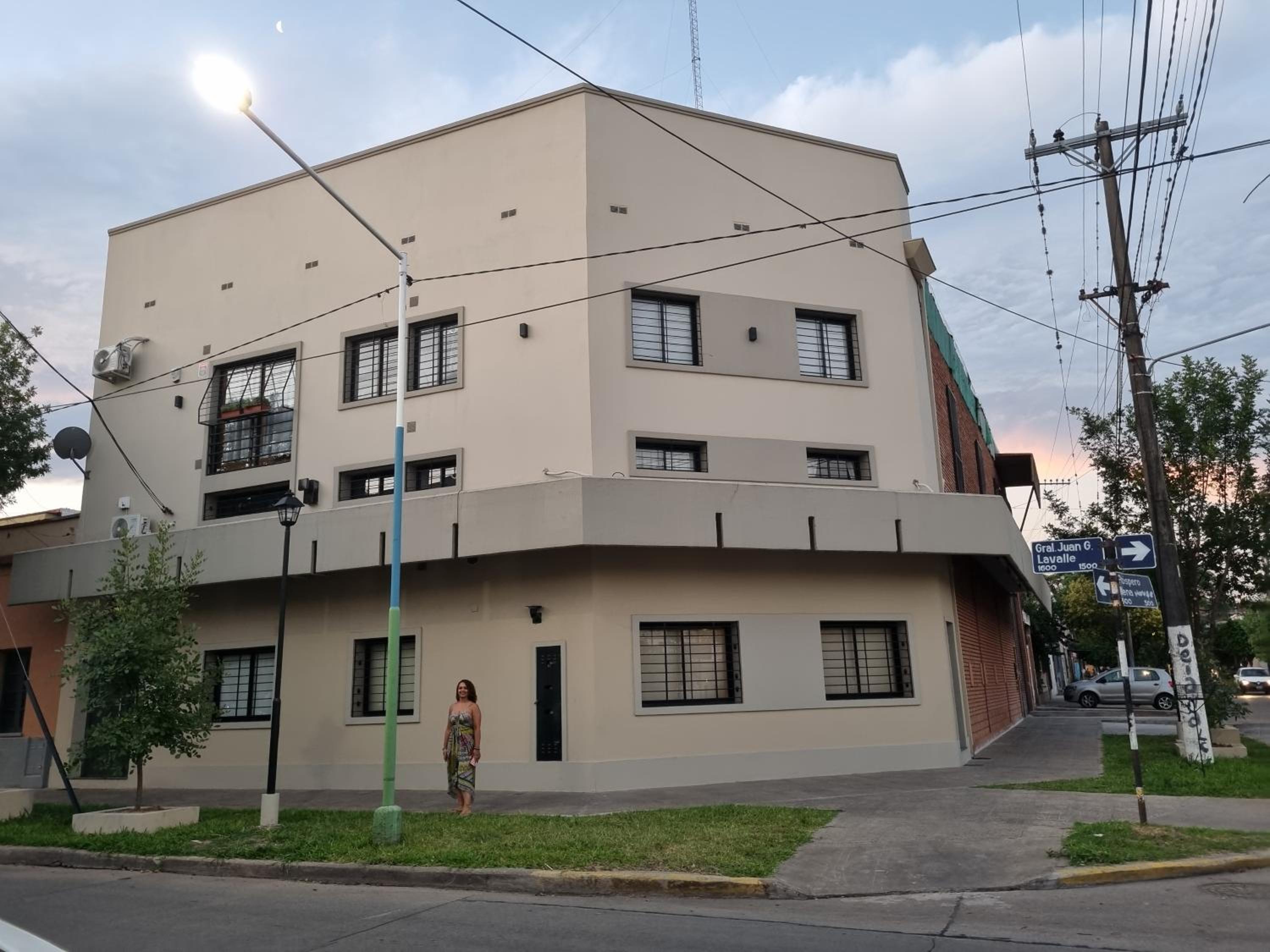 Hotel Ganesha Abasto Apartments - Image 1