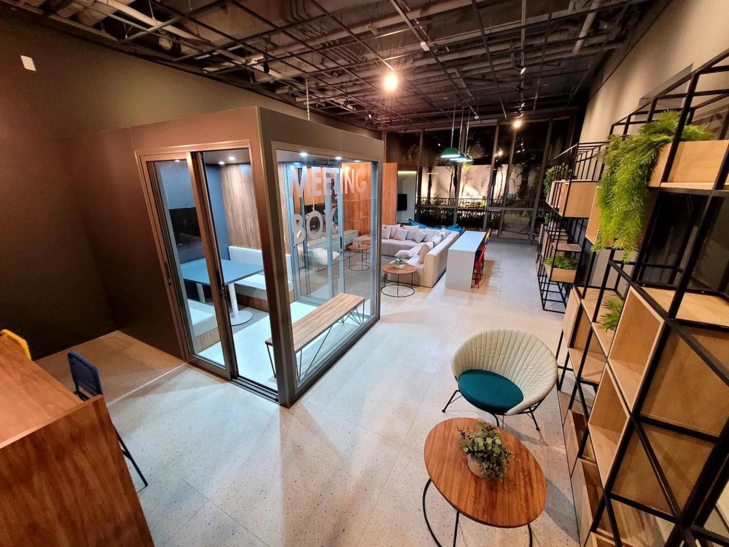 meeting & event spaces