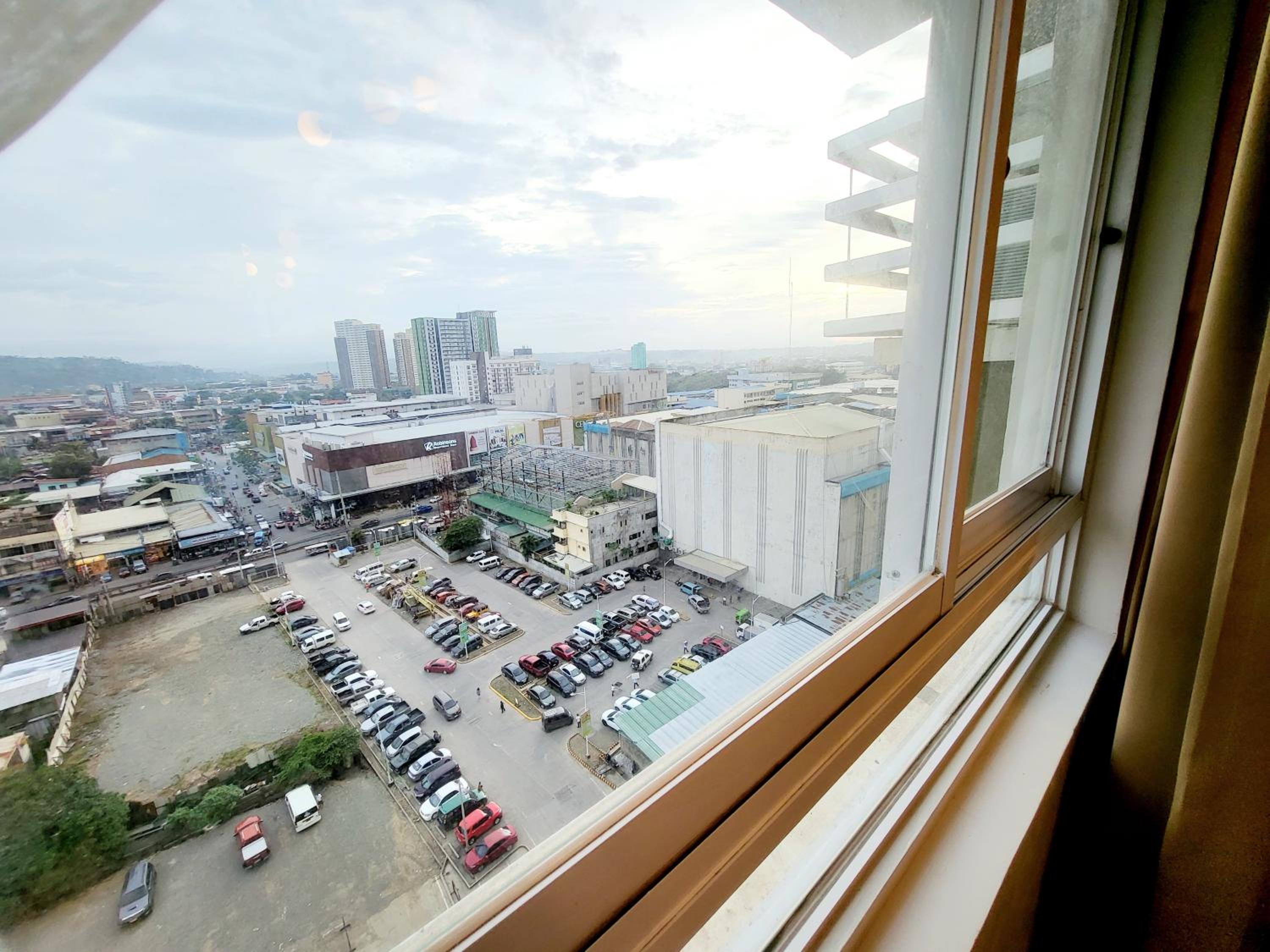 Sabina's condo @Mesaverte view 2