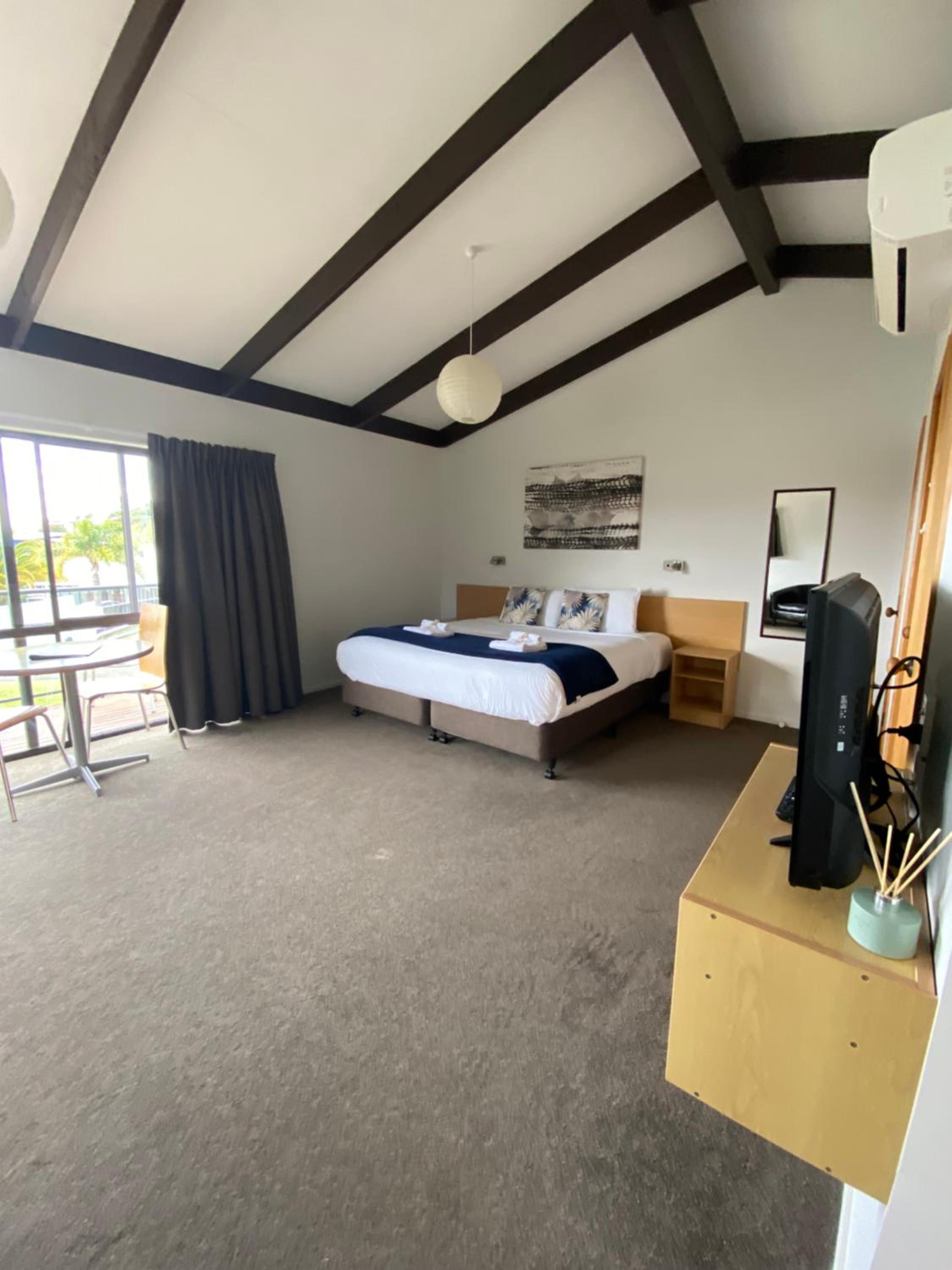 Unit 4 Kaiteri Apartments and Holiday Homes view 3