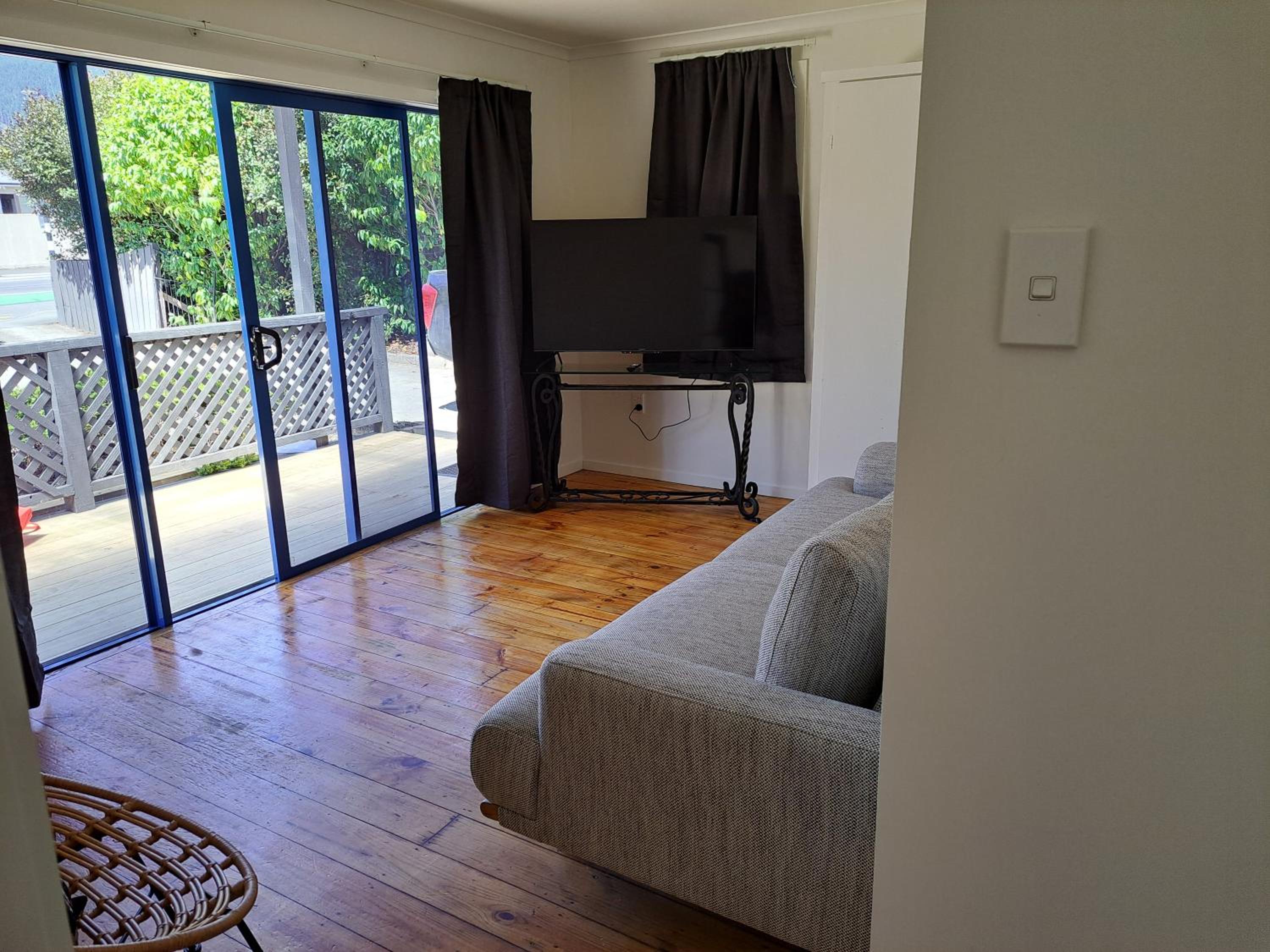 Richmond Central 3bdrm House sleeps 7 view 4