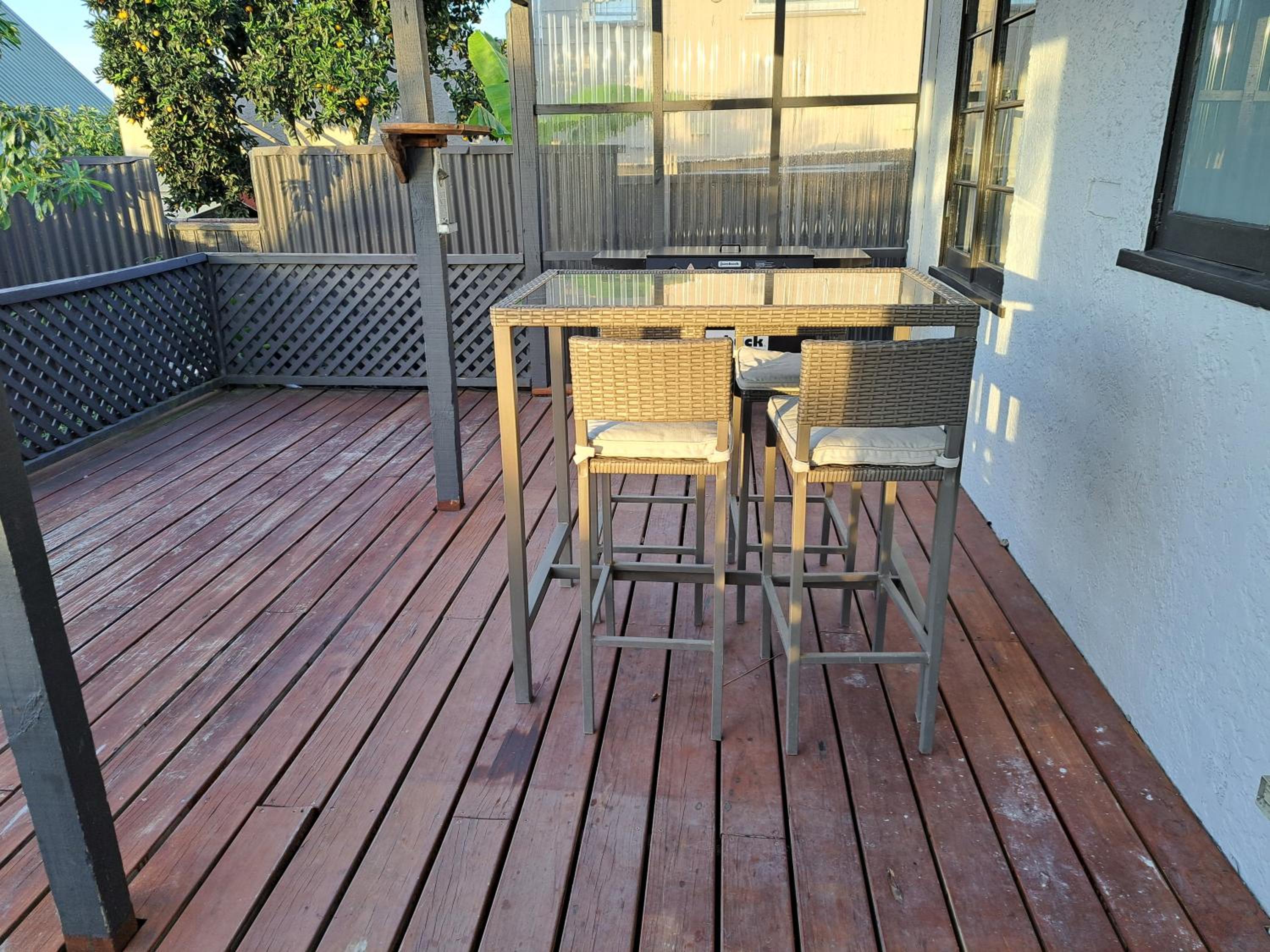 Richmond Central 3bdrm House sleeps 7 view 5