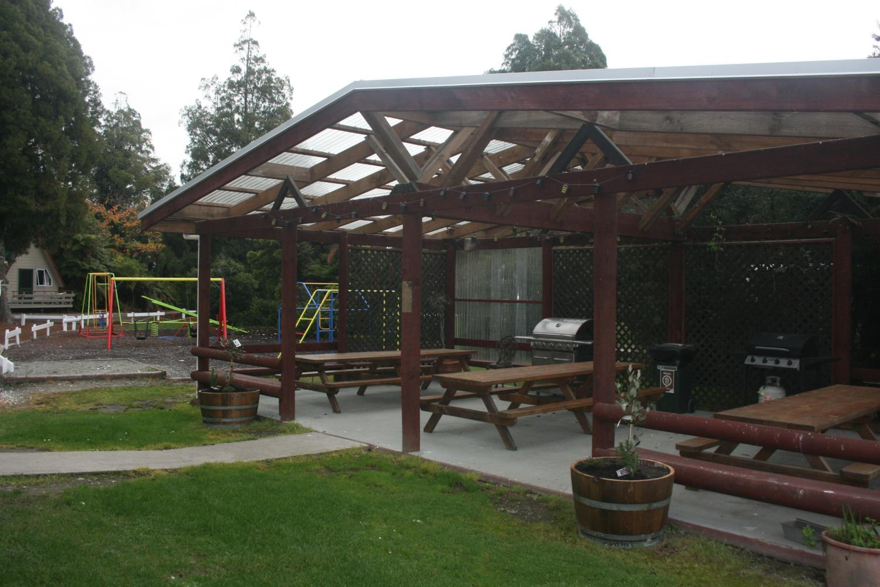 Westport Kiwi Holiday Park & Motels