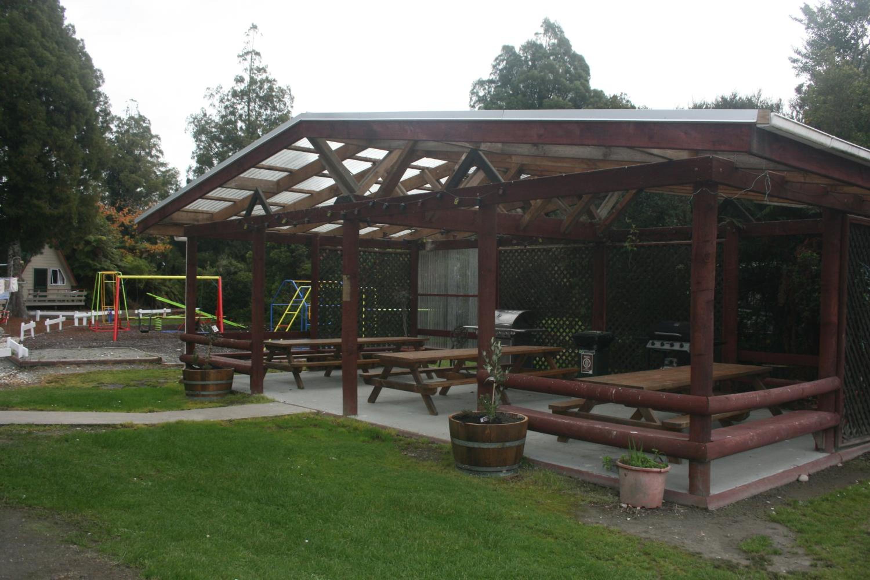 Westport Kiwi Holiday Park & Motels