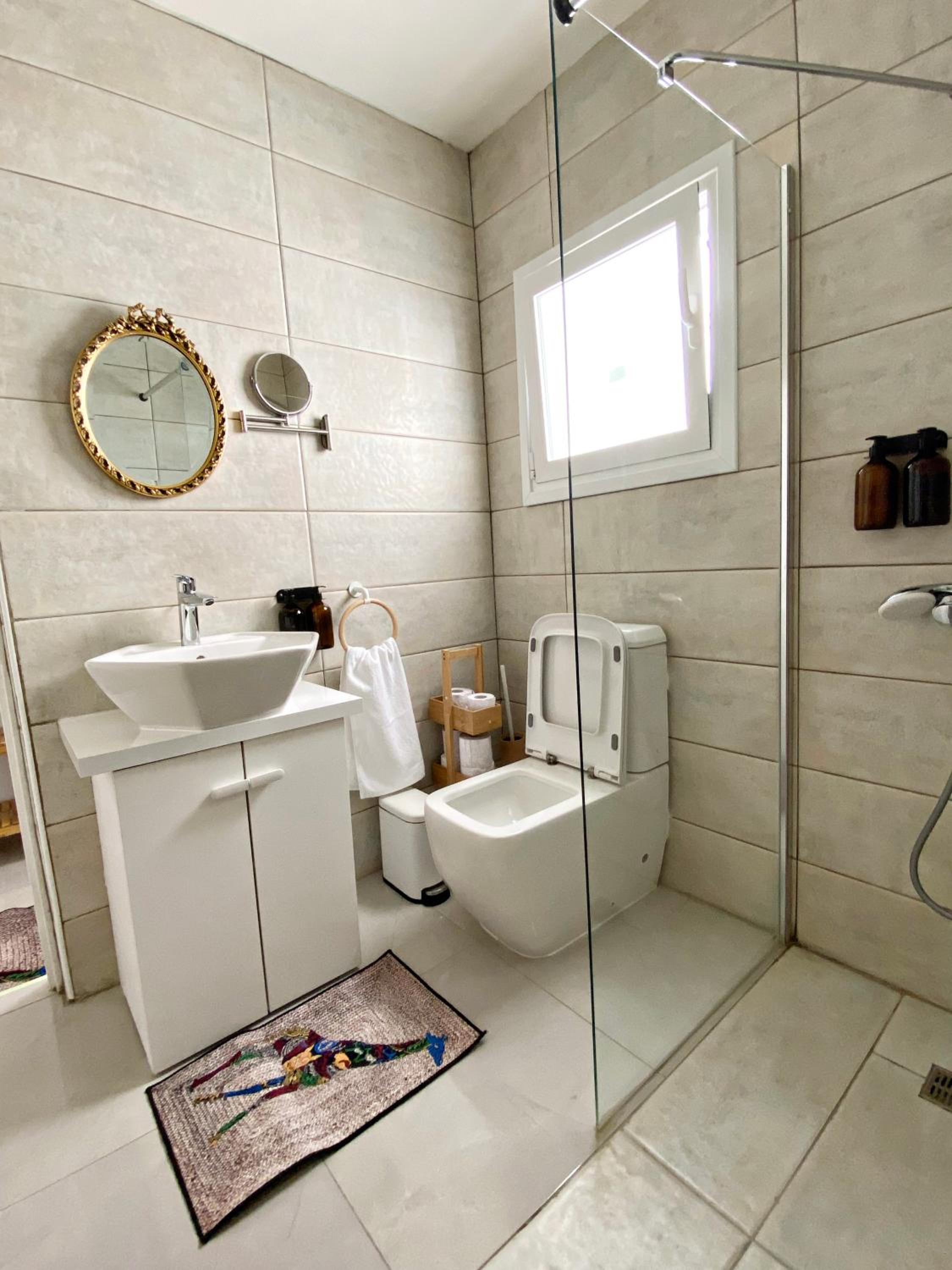 Peaceful 2 bedroom Flat