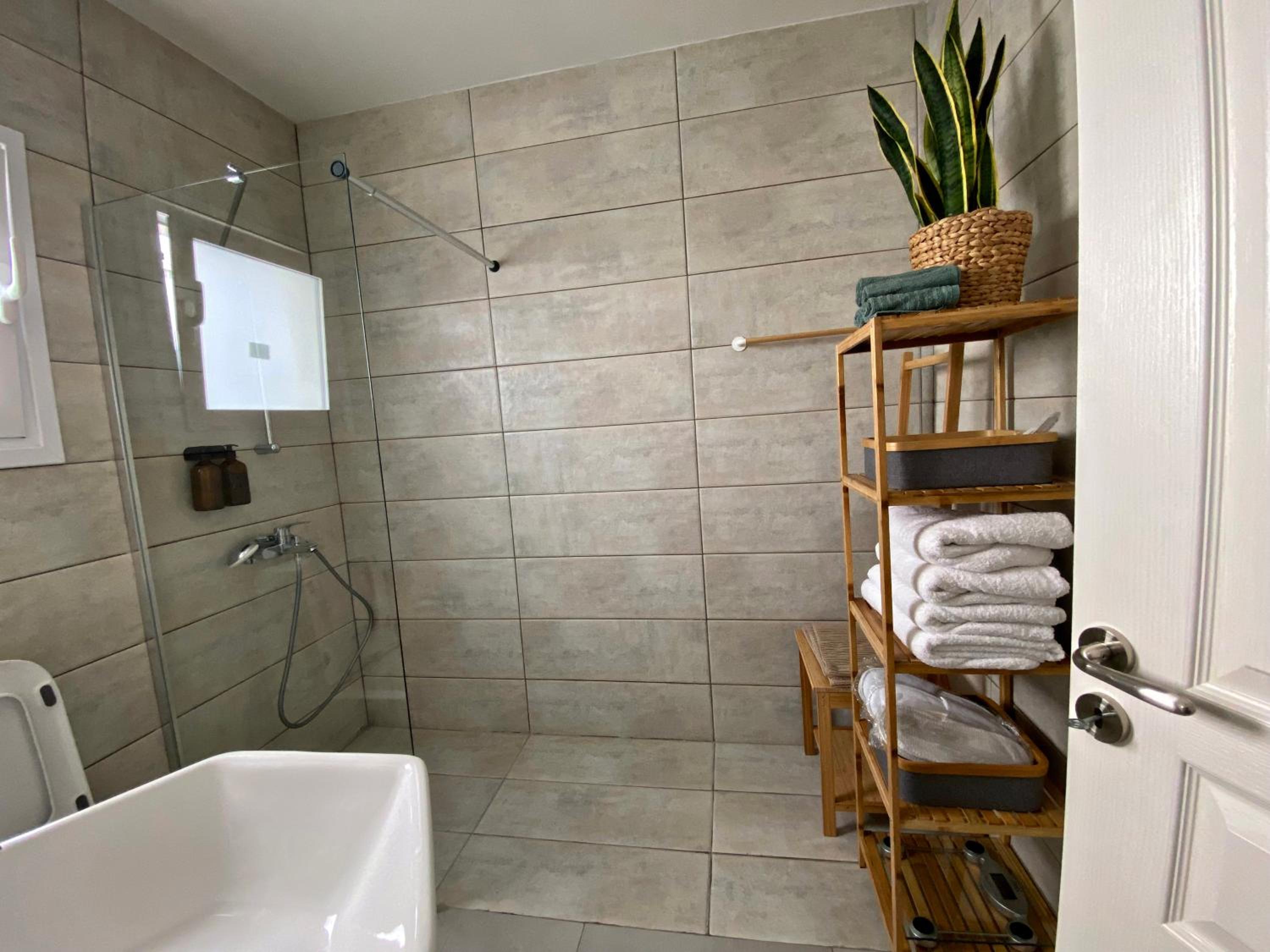Peaceful 2 bedroom Flat