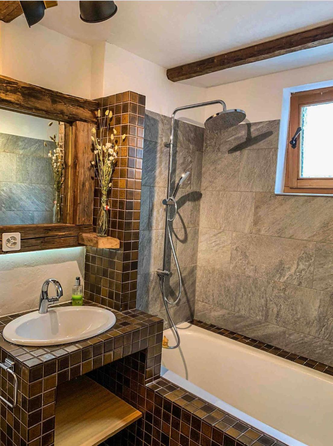 Heimelige Ferienwohnung mit Sicht in die Bergwelt
