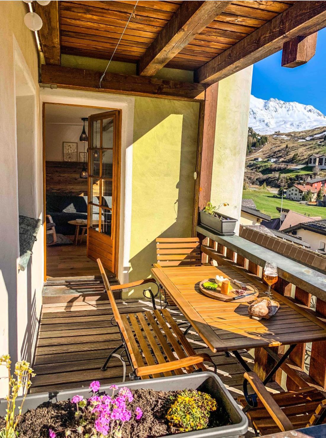 Heimelige Ferienwohnung mit Sicht in die Bergwelt