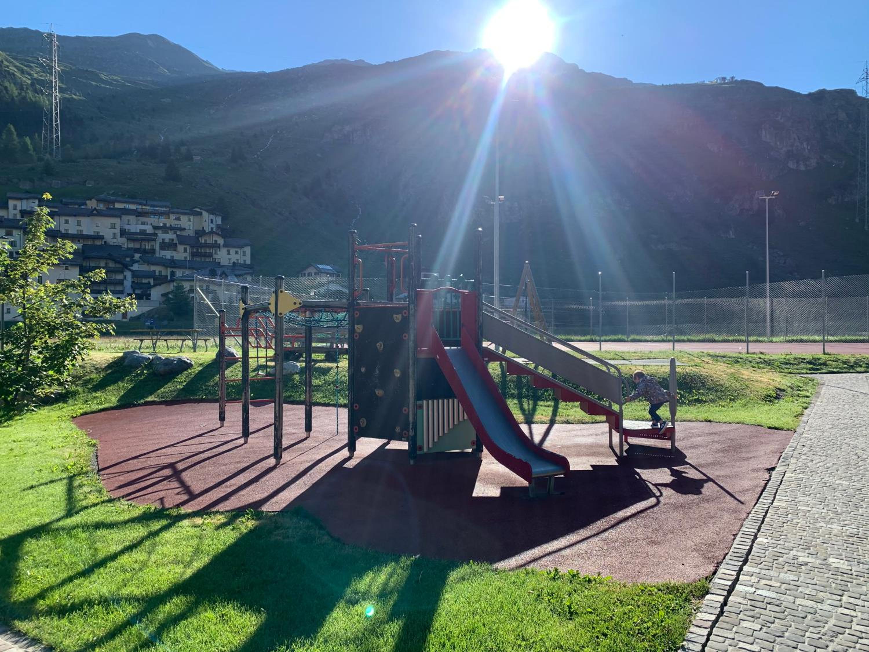 Heimelige Ferienwohnung mit Sicht in die Bergwelt