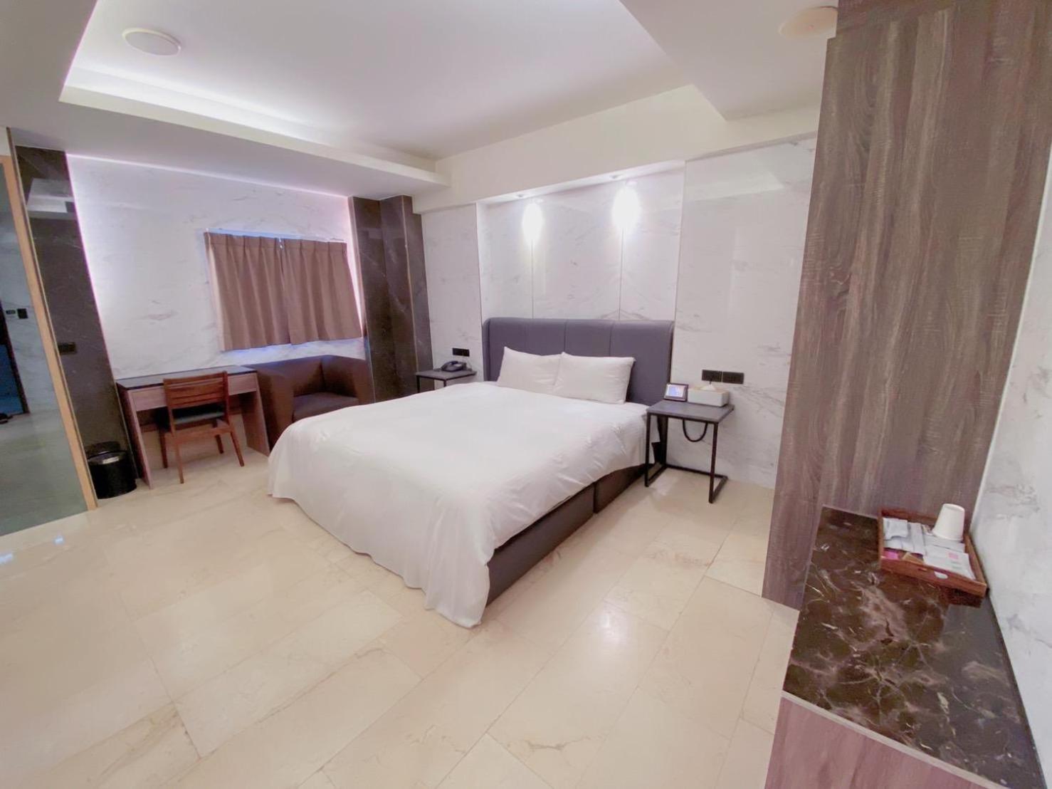 Michelle hotel