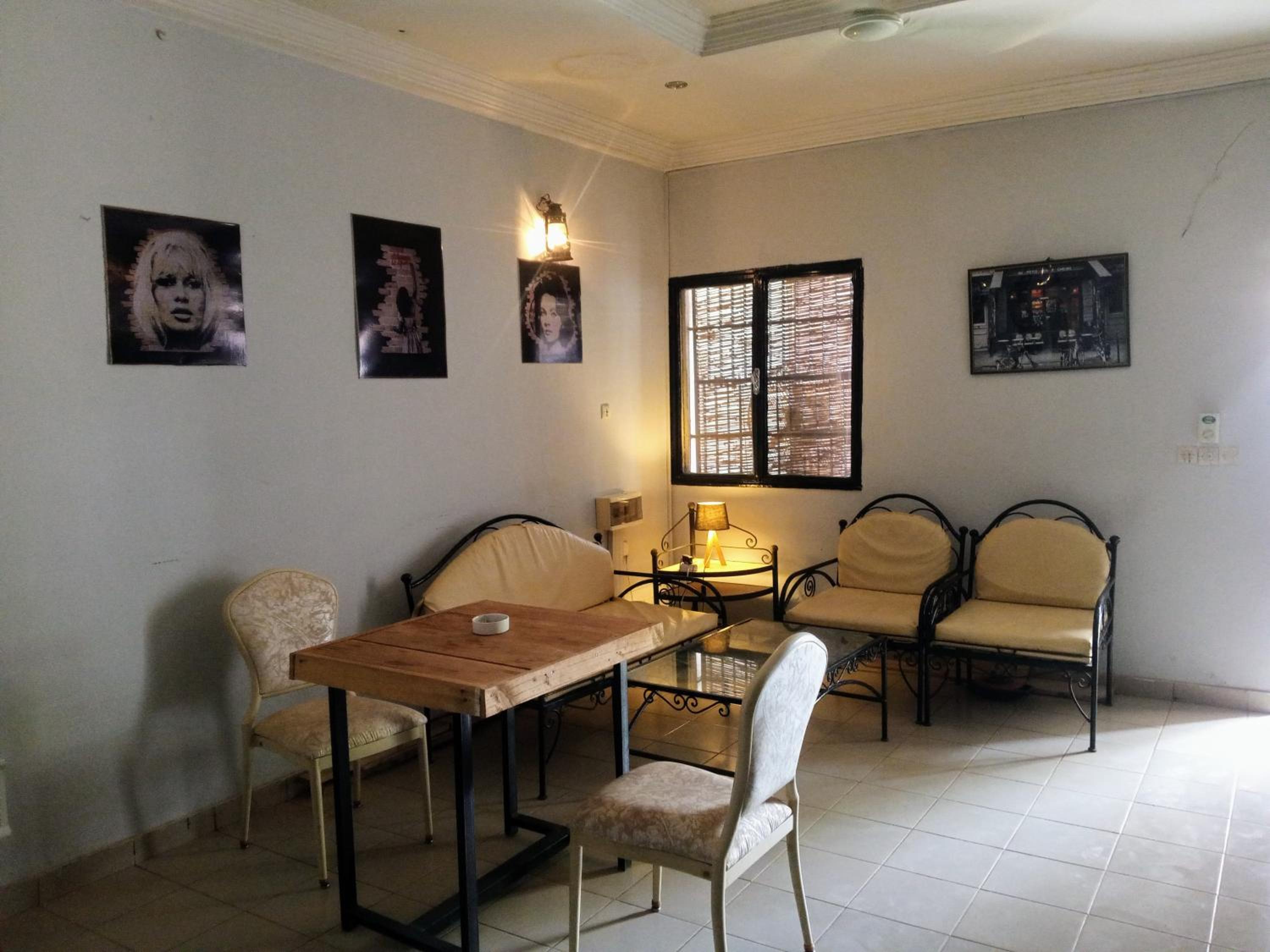 La CASA - Guesthouse