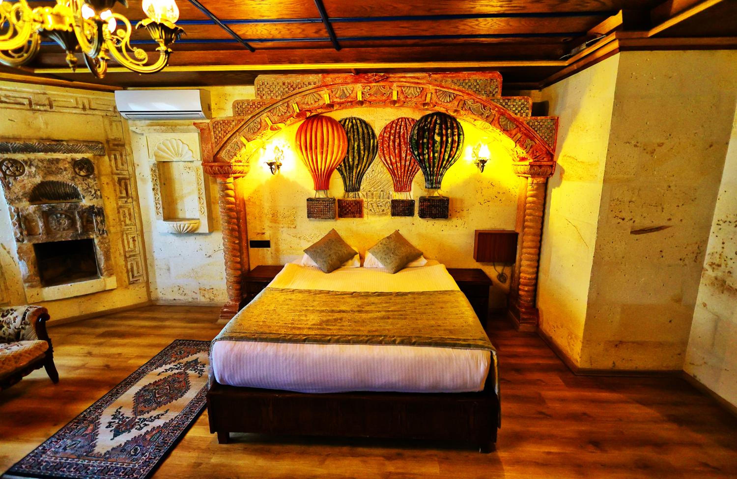 Cappadocia Empire Cave Hotel - Image 73