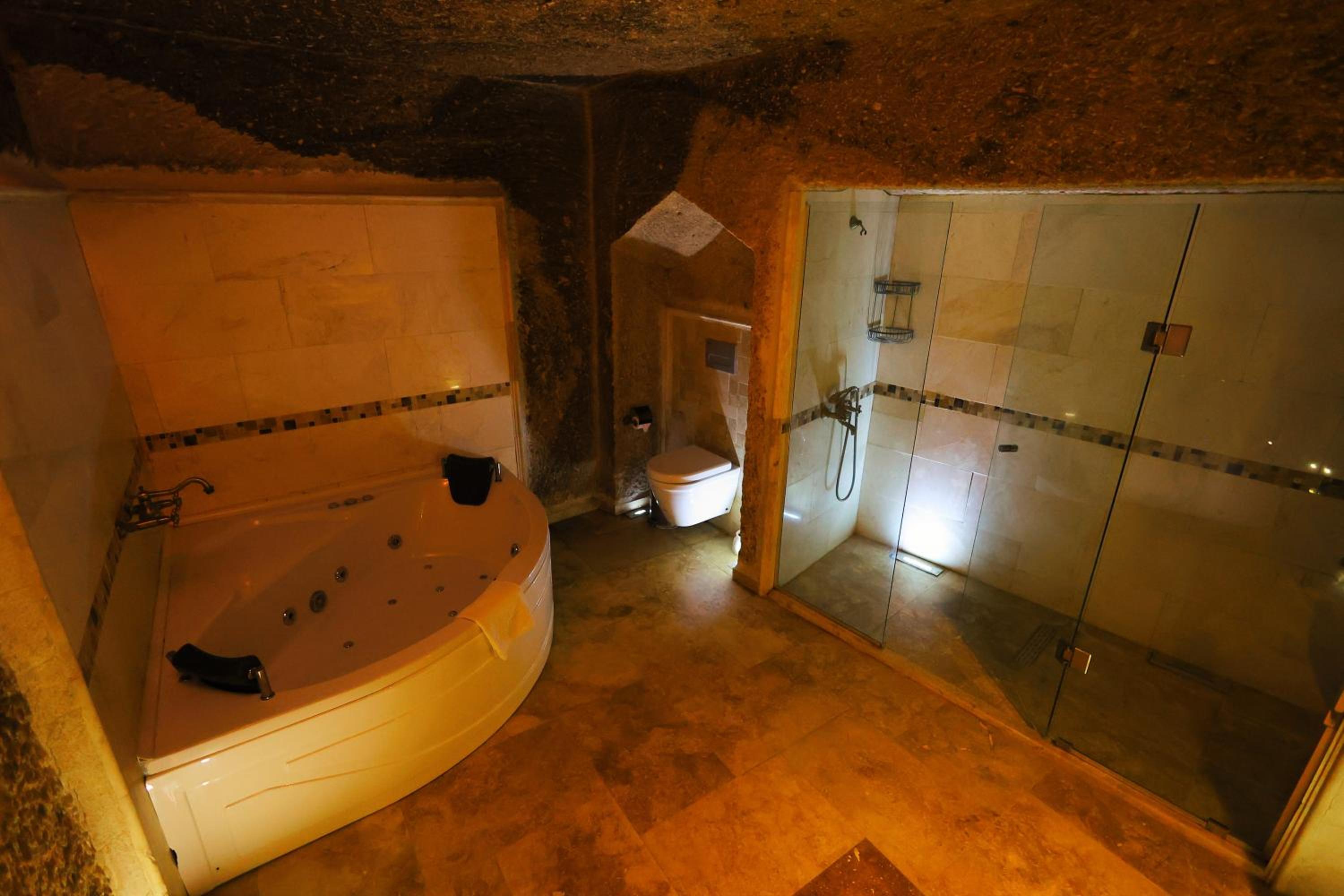 Cappadocia Empire Cave Hotel - Image 79