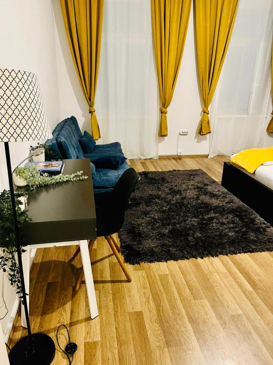 Holiday & Business Apartments 1150 Vienna
