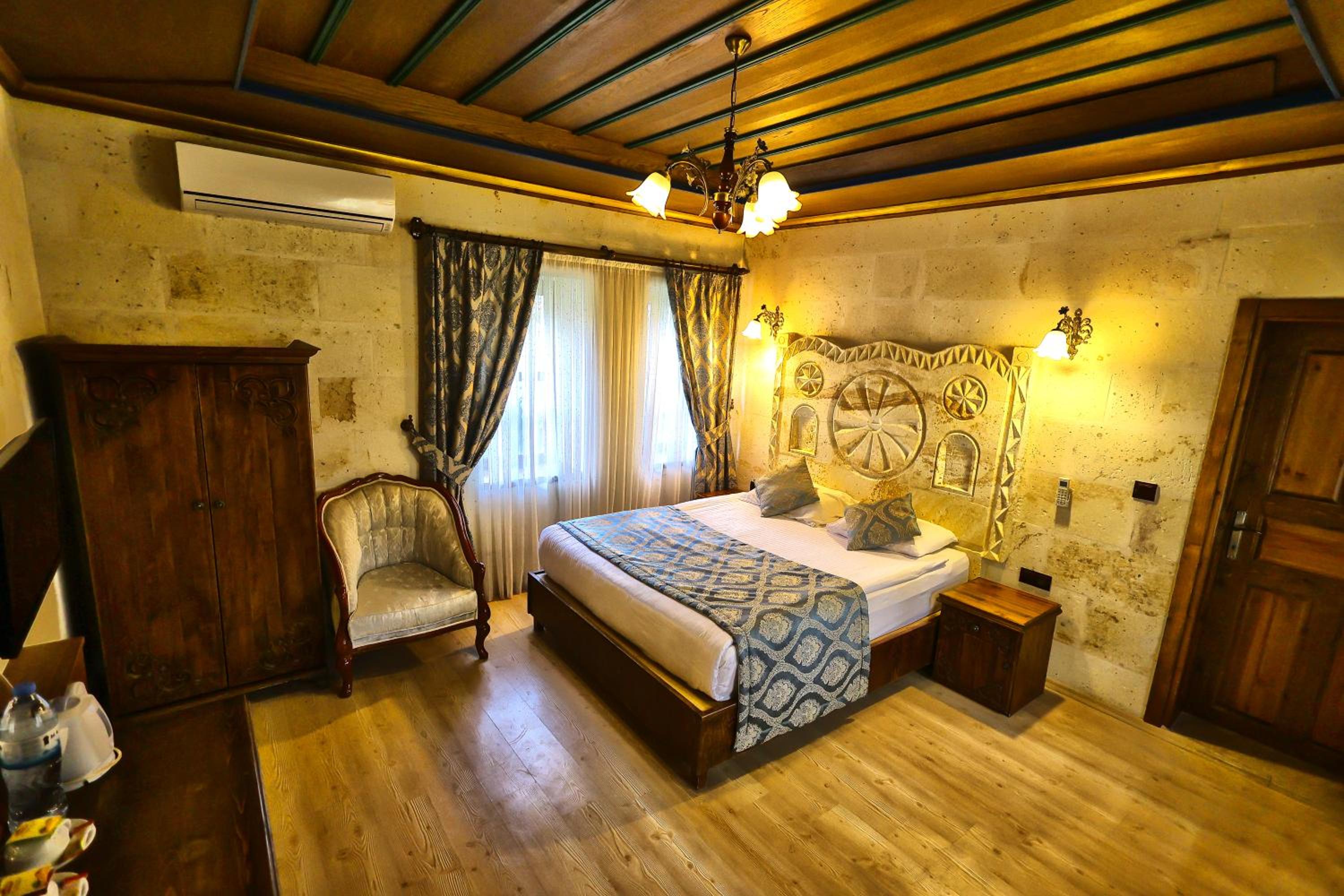 Cappadocia Empire Cave Hotel - Image 83