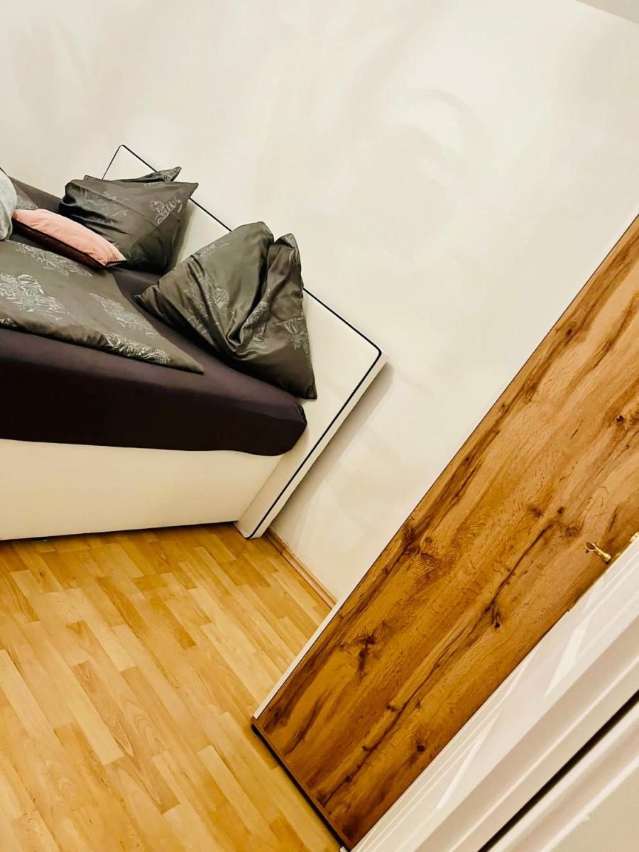 Holiday & Business Apartments 1150 Vienna