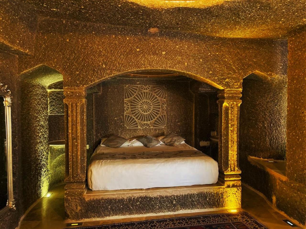 Cappadocia Empire Cave Hotel - Image 98