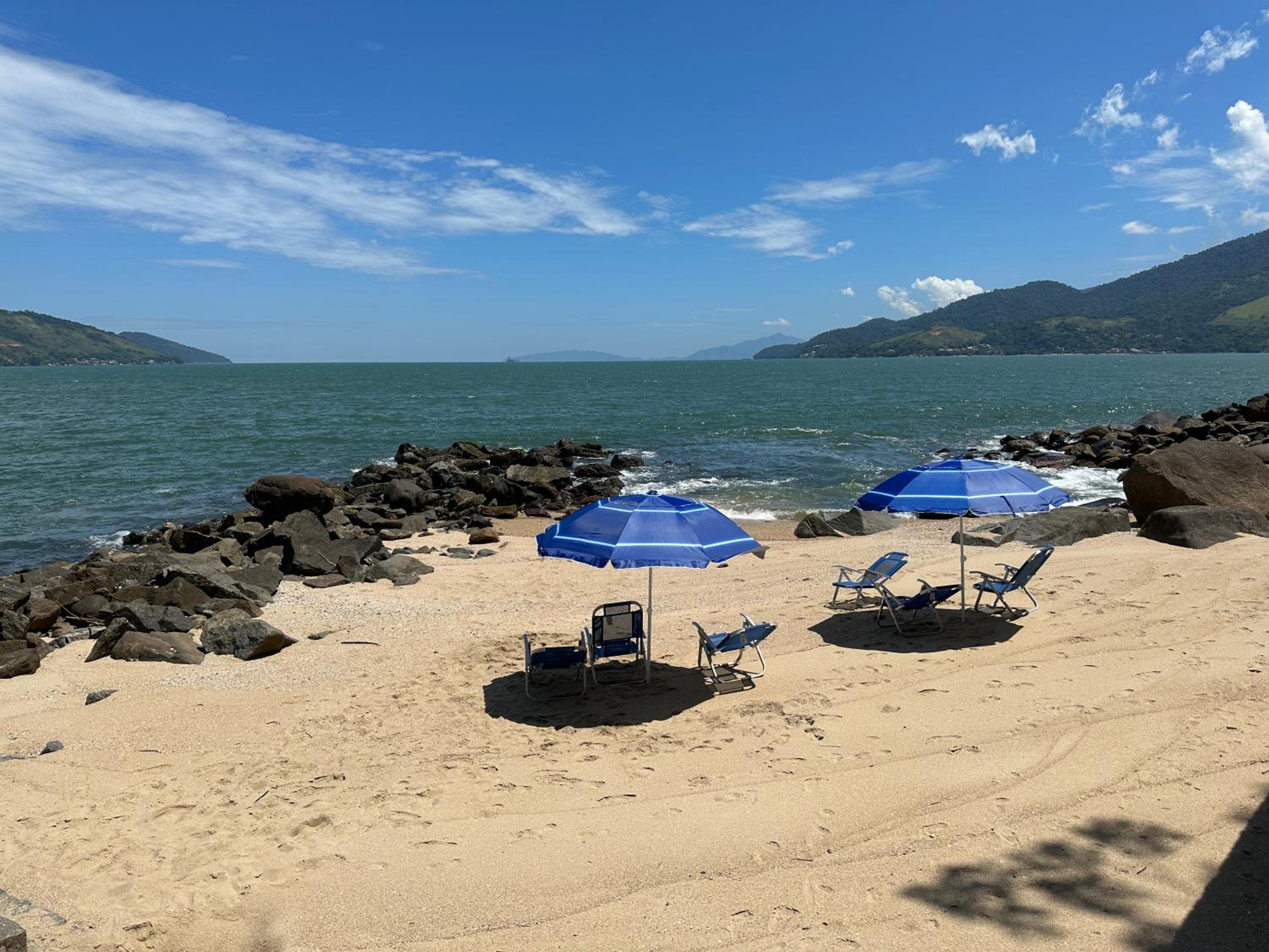 Casa com praia particular no condomínio Portobello