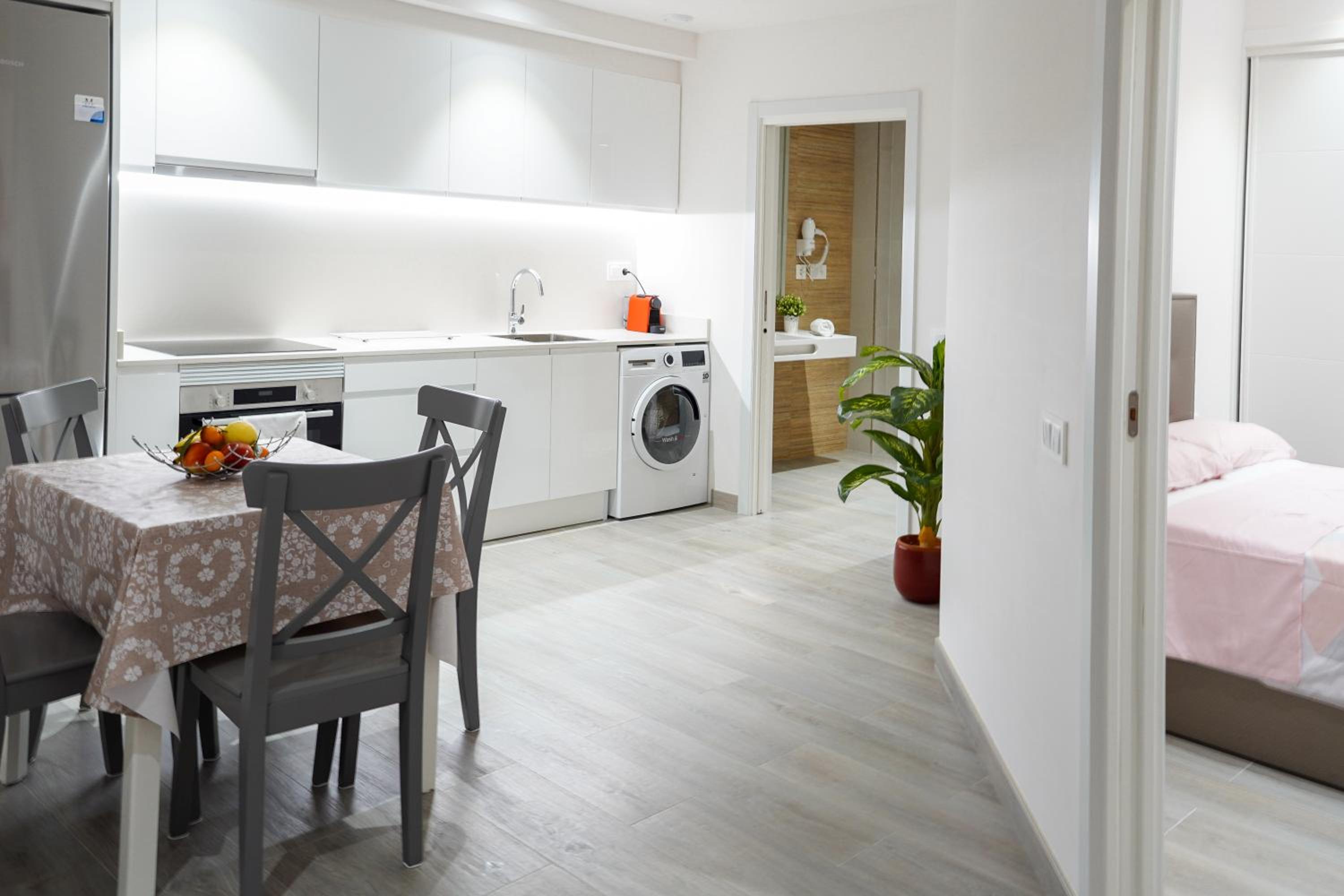 Mimi's Apartment in En Corts view 4
