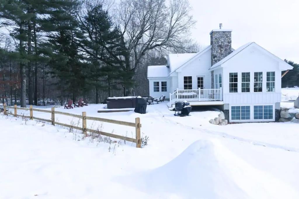 LUXURY on SACO RIVER with HOT TUB & MOUNTAIN VIEWS view 2