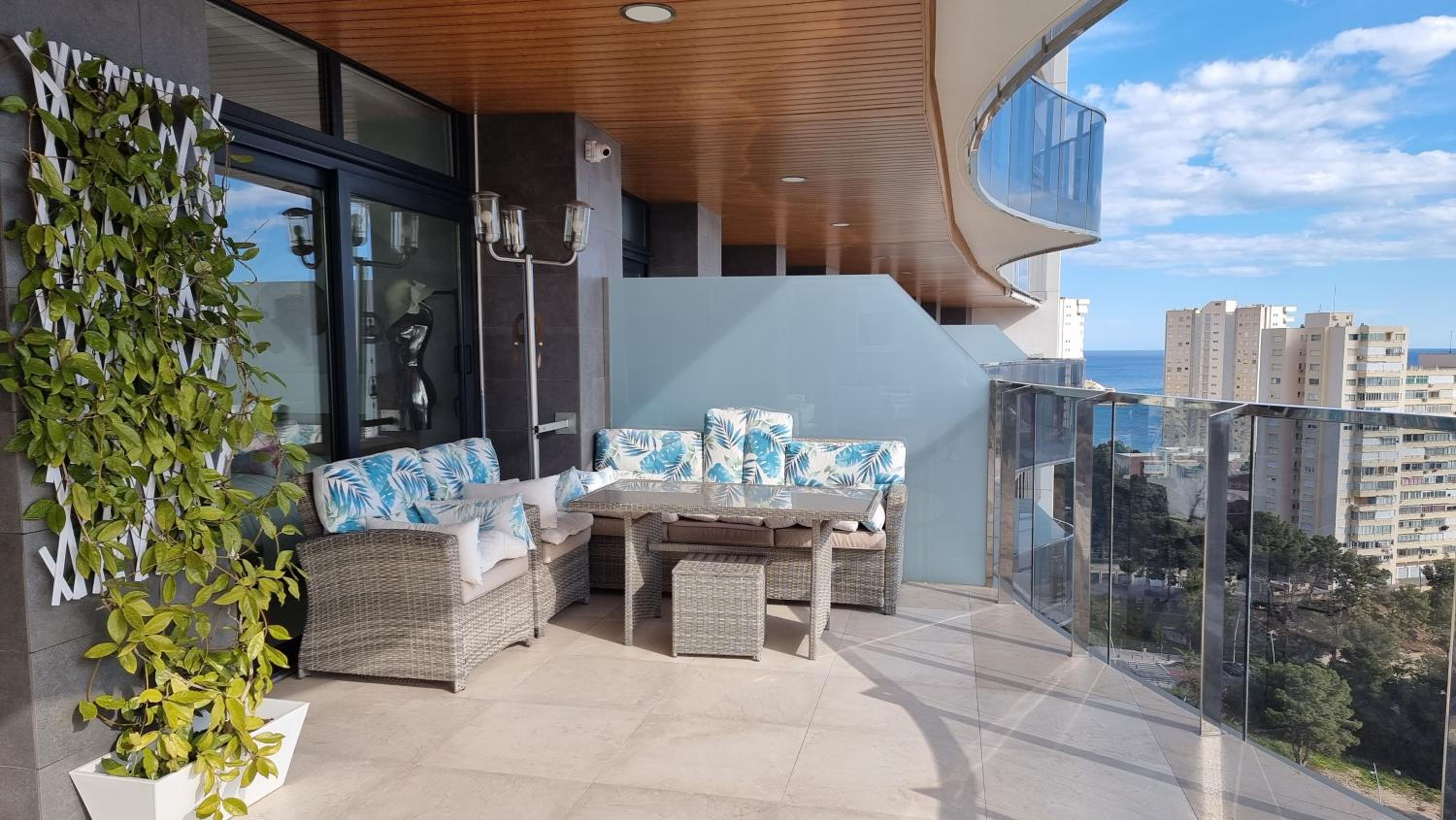 Sunset Waves Benidorm Julieta vistas al mar PREMIUM 200 mt2 con jacuzzi en terraza view 5