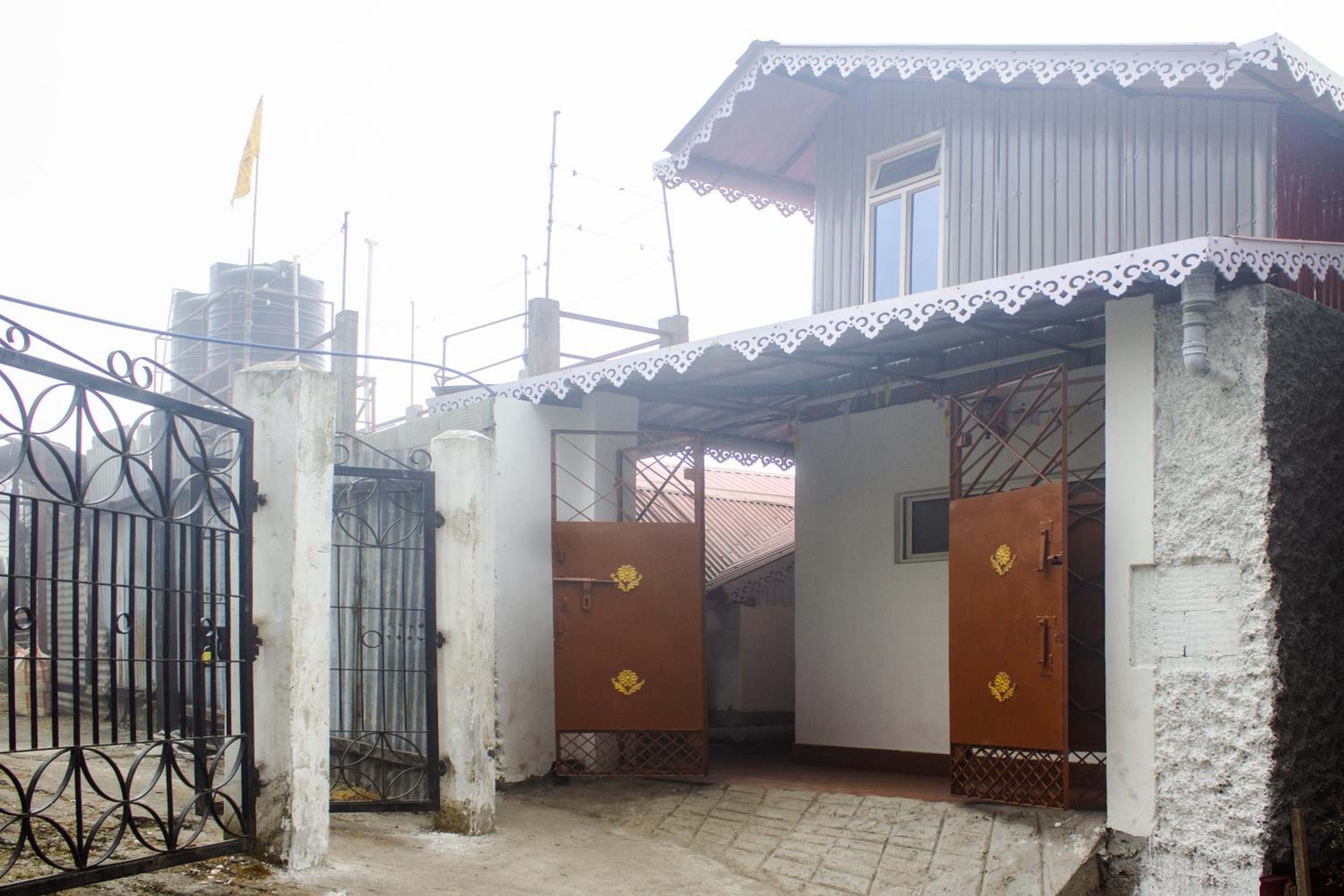 The Guiding Monk Home Stays view 3