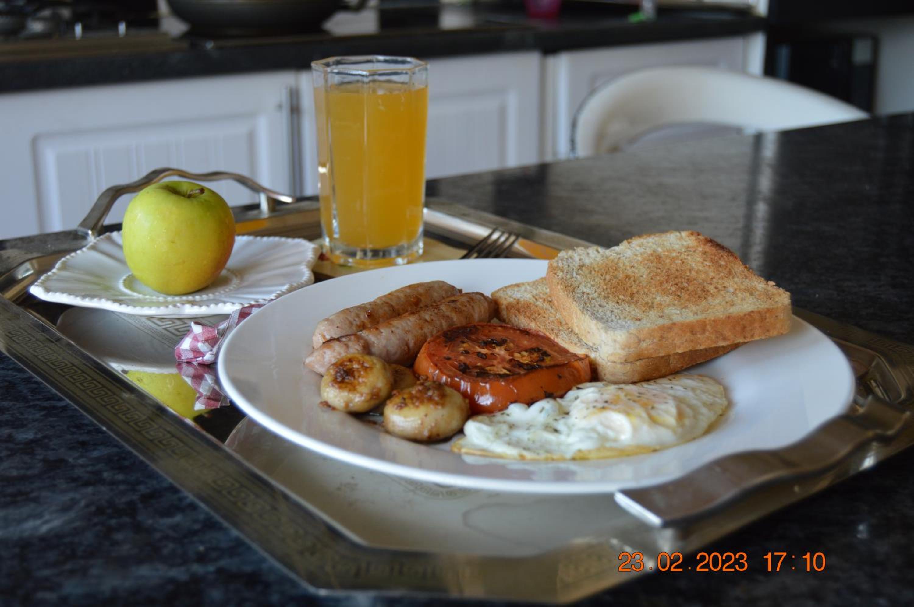 Glorious Home Bed & Breakfast