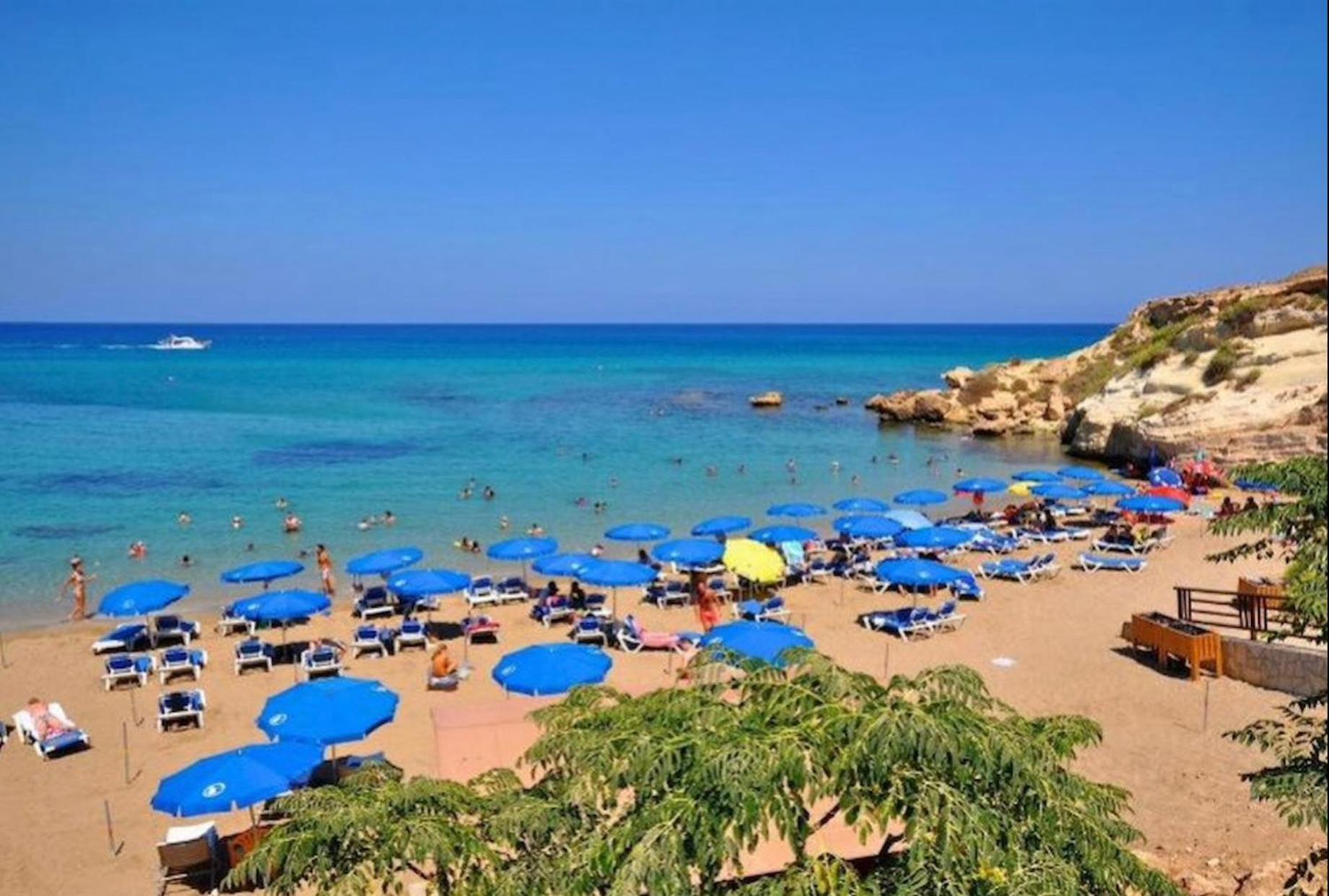 Villa Angel - Exotic Villa 200m From Beach