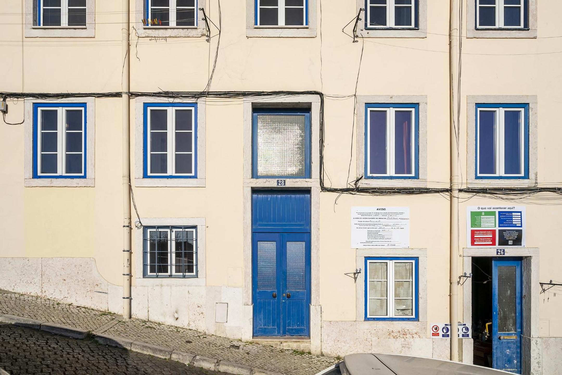 WHome Historic Centre Modern Masterpiece w River views