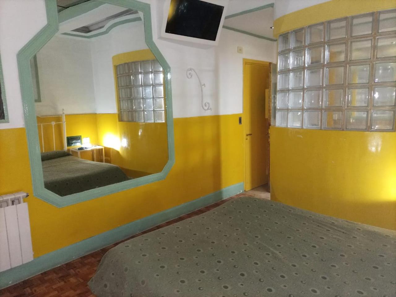 HOTEL PARQUE en Merlo- Buenos Aires
