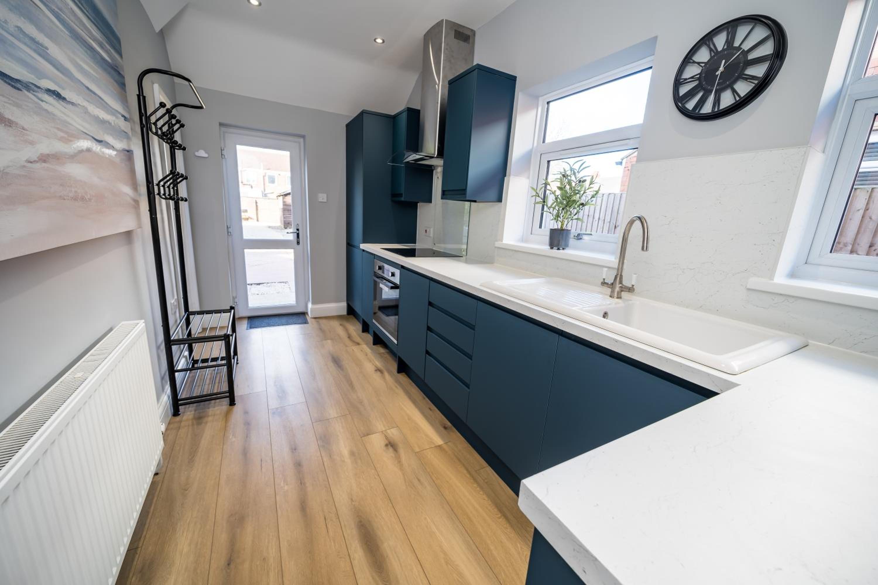 Highgate Beach House - Great for family stays and contractors