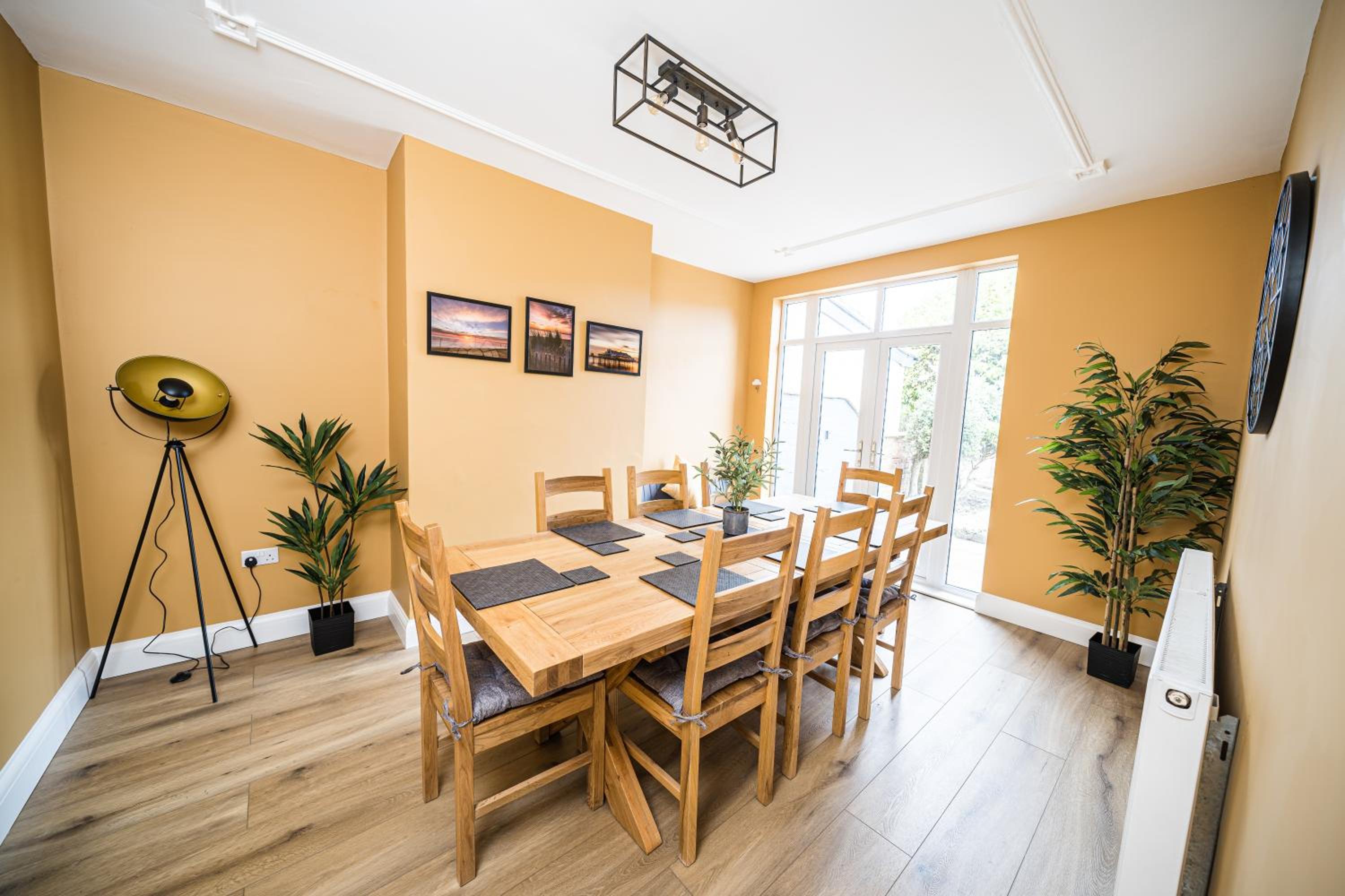 Highgate Beach House - Great for family stays and contractors