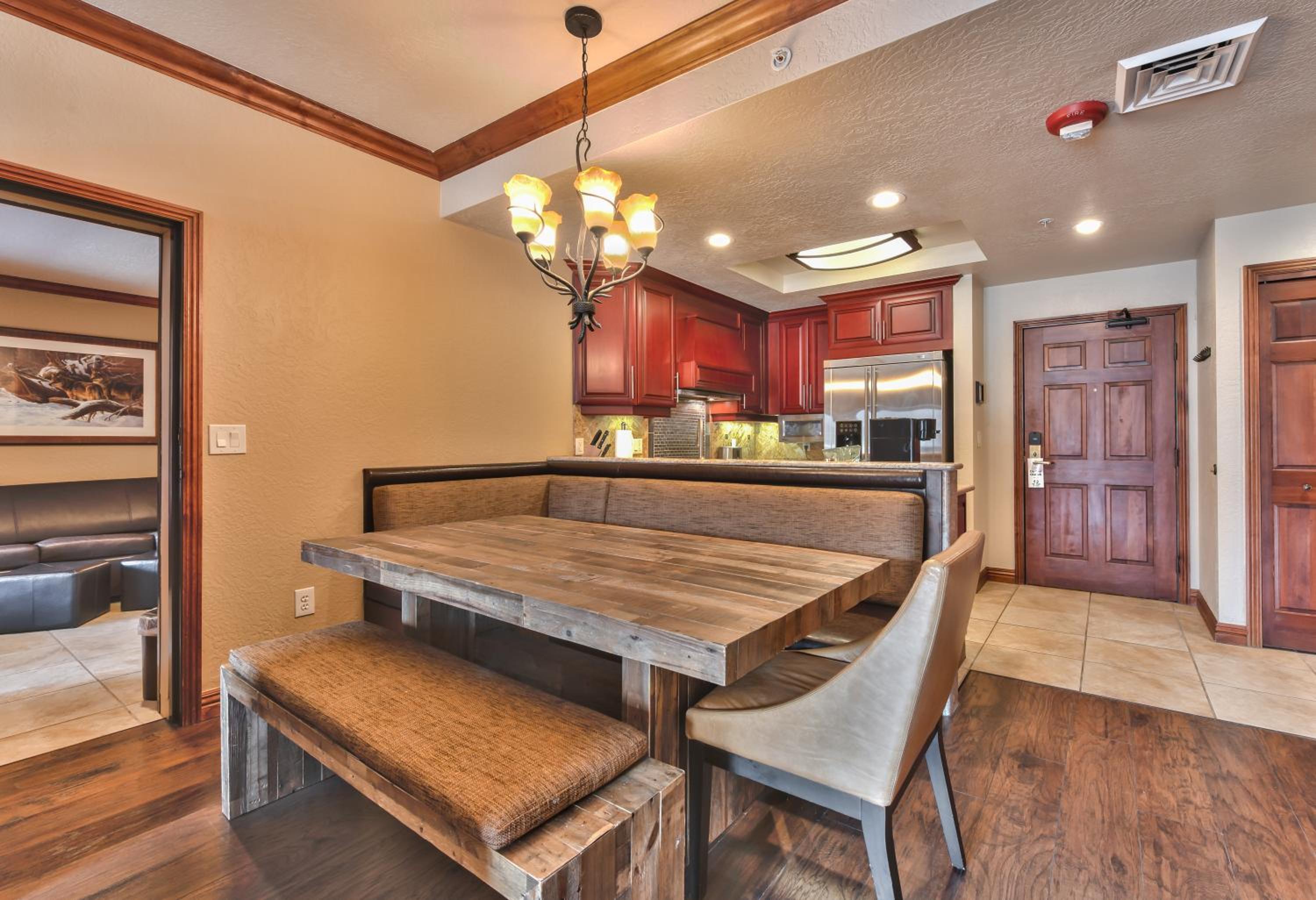 Westgate full 1 bedroom ski in ski out spa pool shuttle restaurants amenities view 5