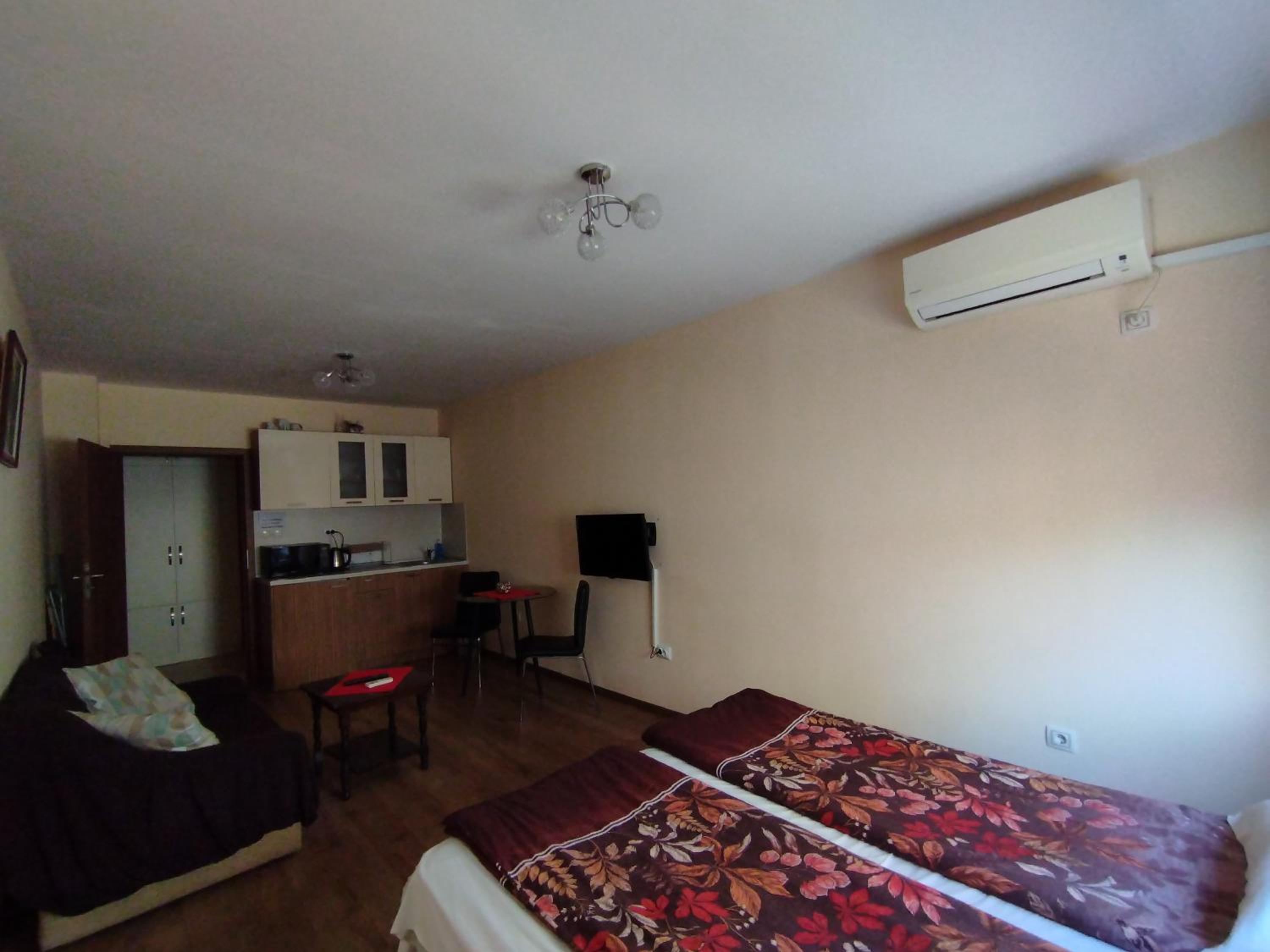 Photo 25