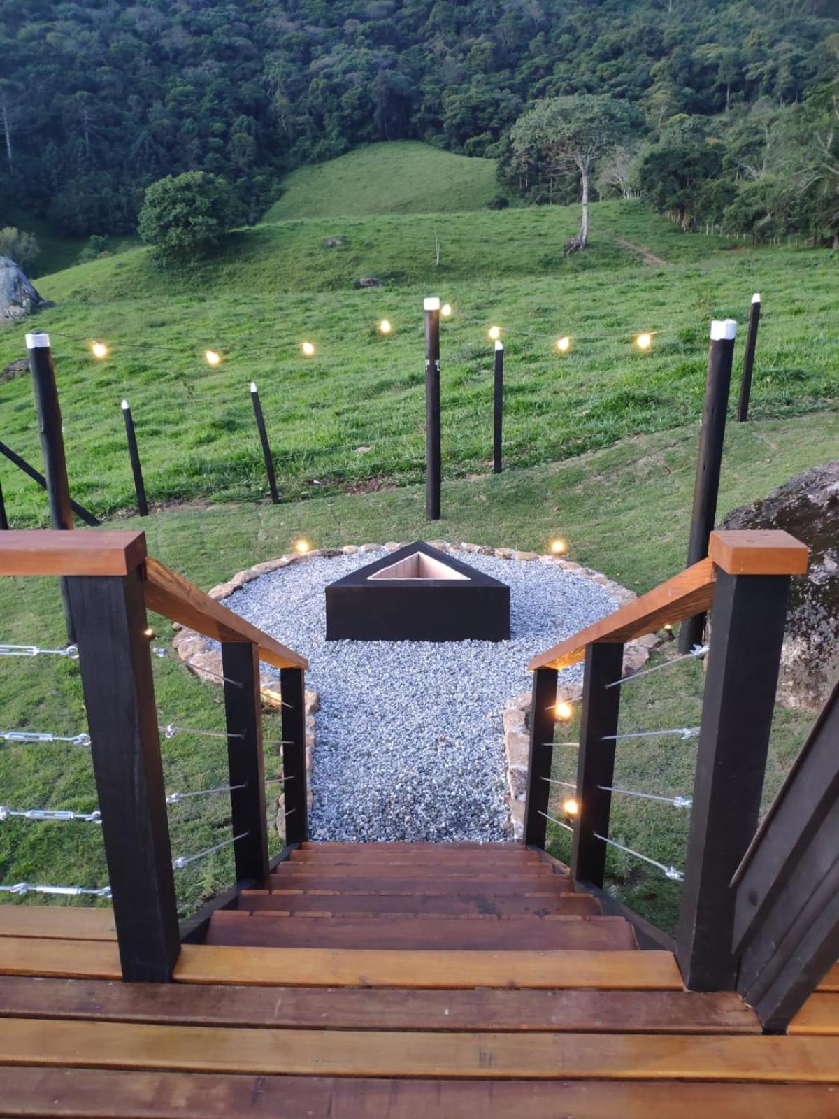 Triangle of the Sun Cabin | Mountain view | Hot tub | Air conditioning
