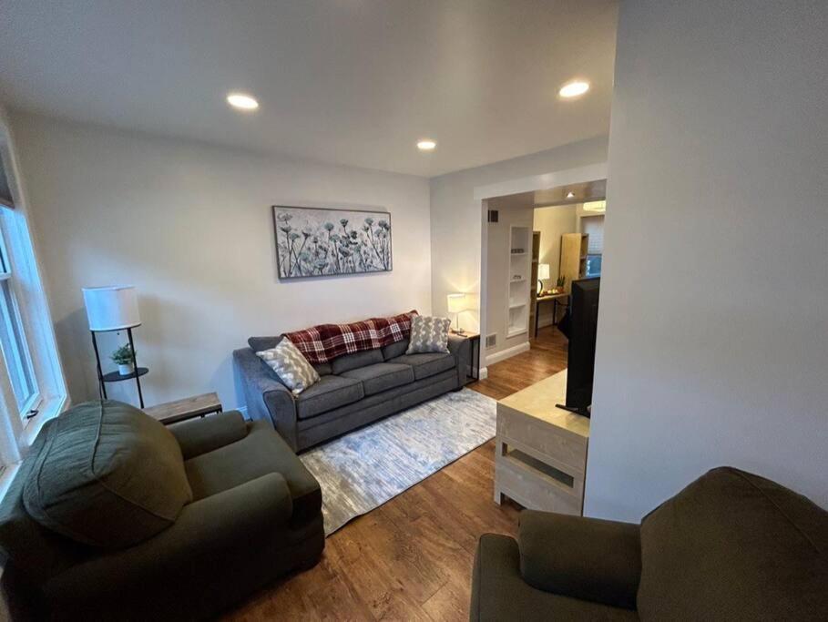 Cozy Home in Downtown Harrisburg view 2
