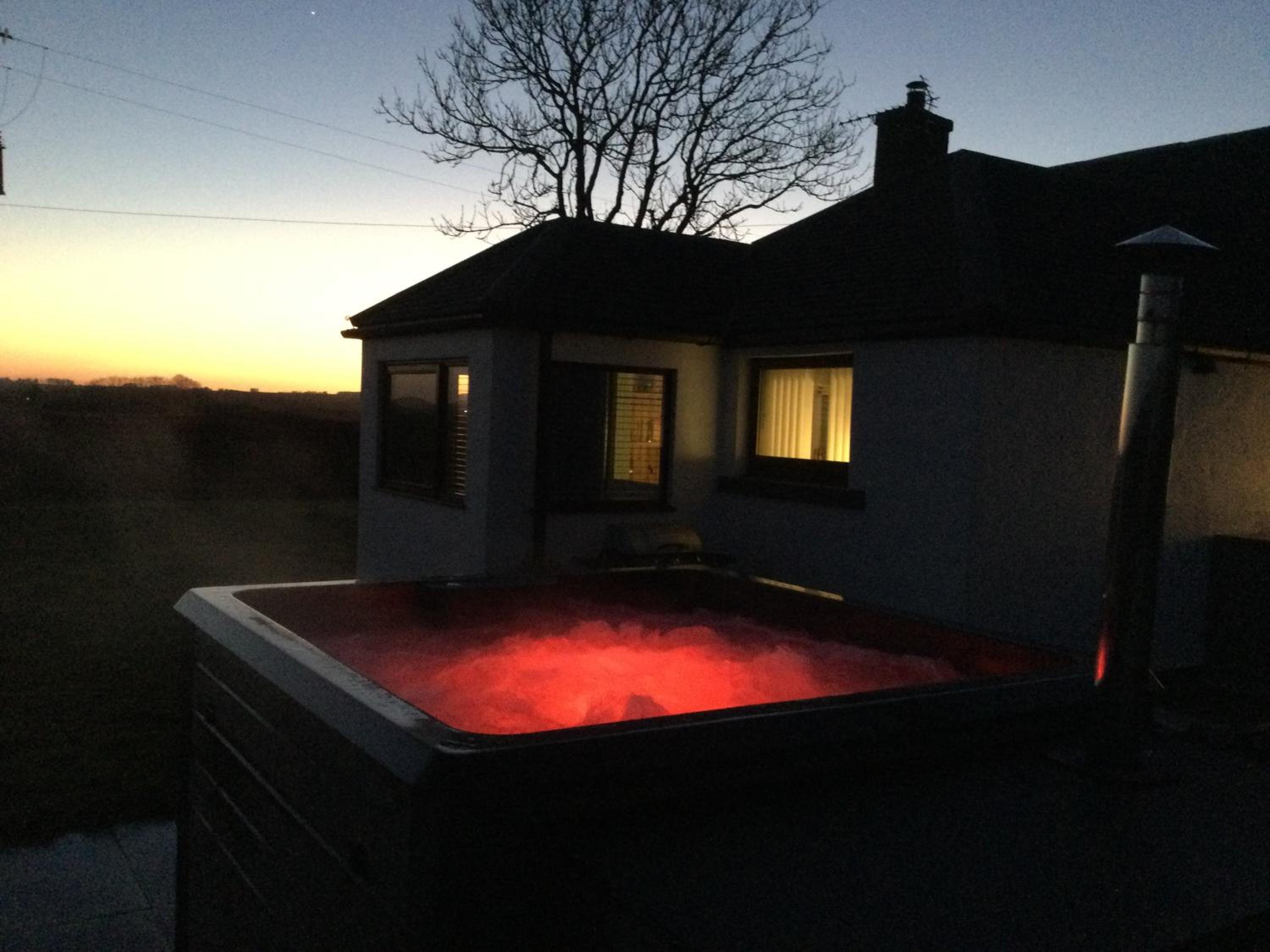 Meikle Aucheoch Holiday Cottage, plus Hot Tub, Near Maud, in the heart of Aberdeenshire view 5